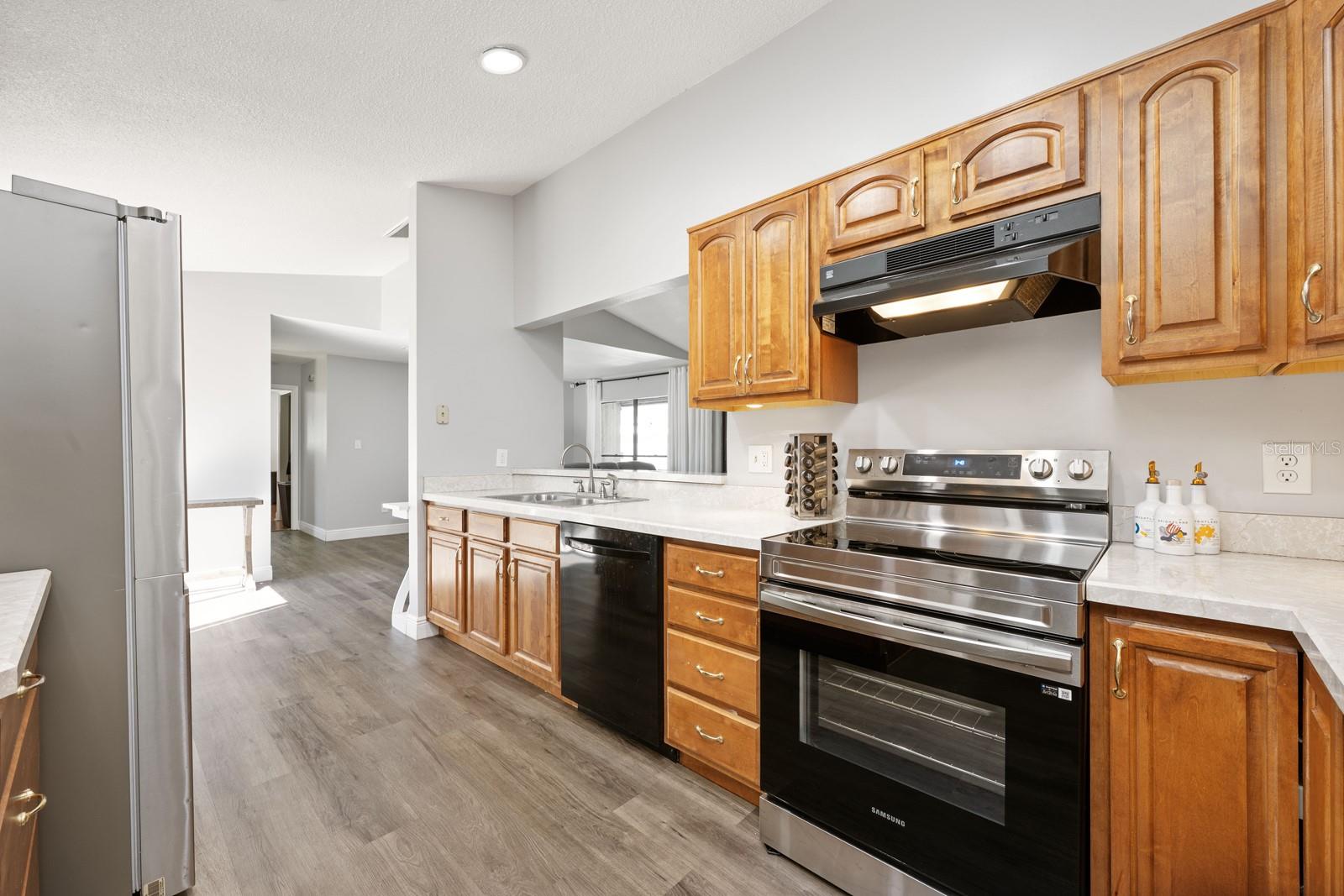 9501 HOLBROOK DR, ORLANDO, FL, 32817