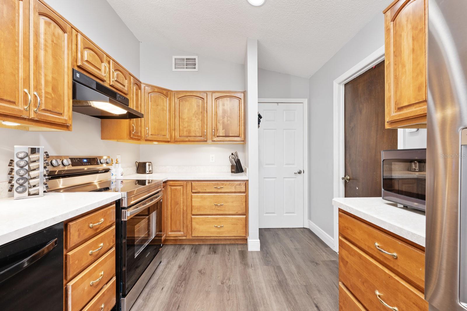 9501 HOLBROOK DR, ORLANDO, FL, 32817