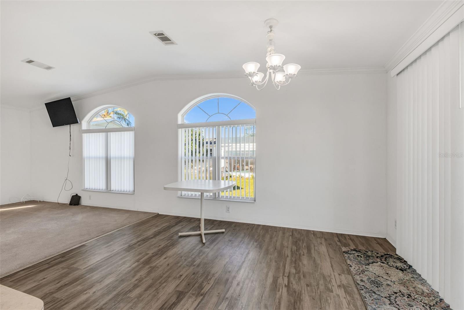 C7516487 Property Photo