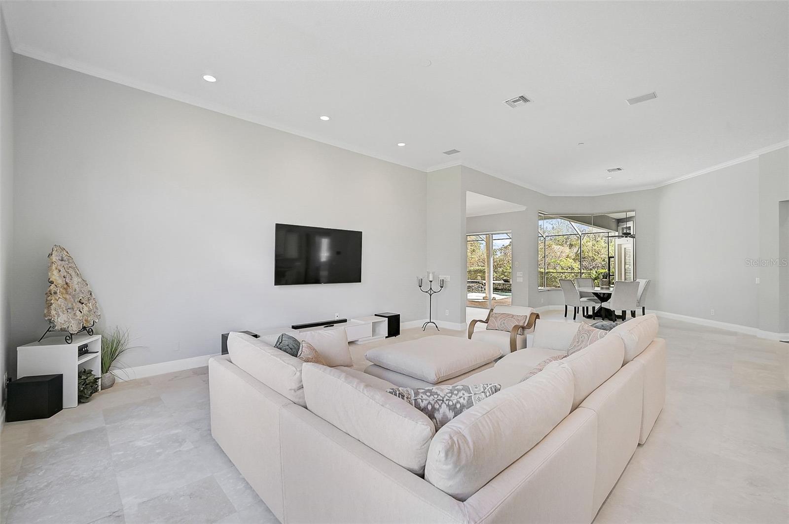 A4668918 Property Photo