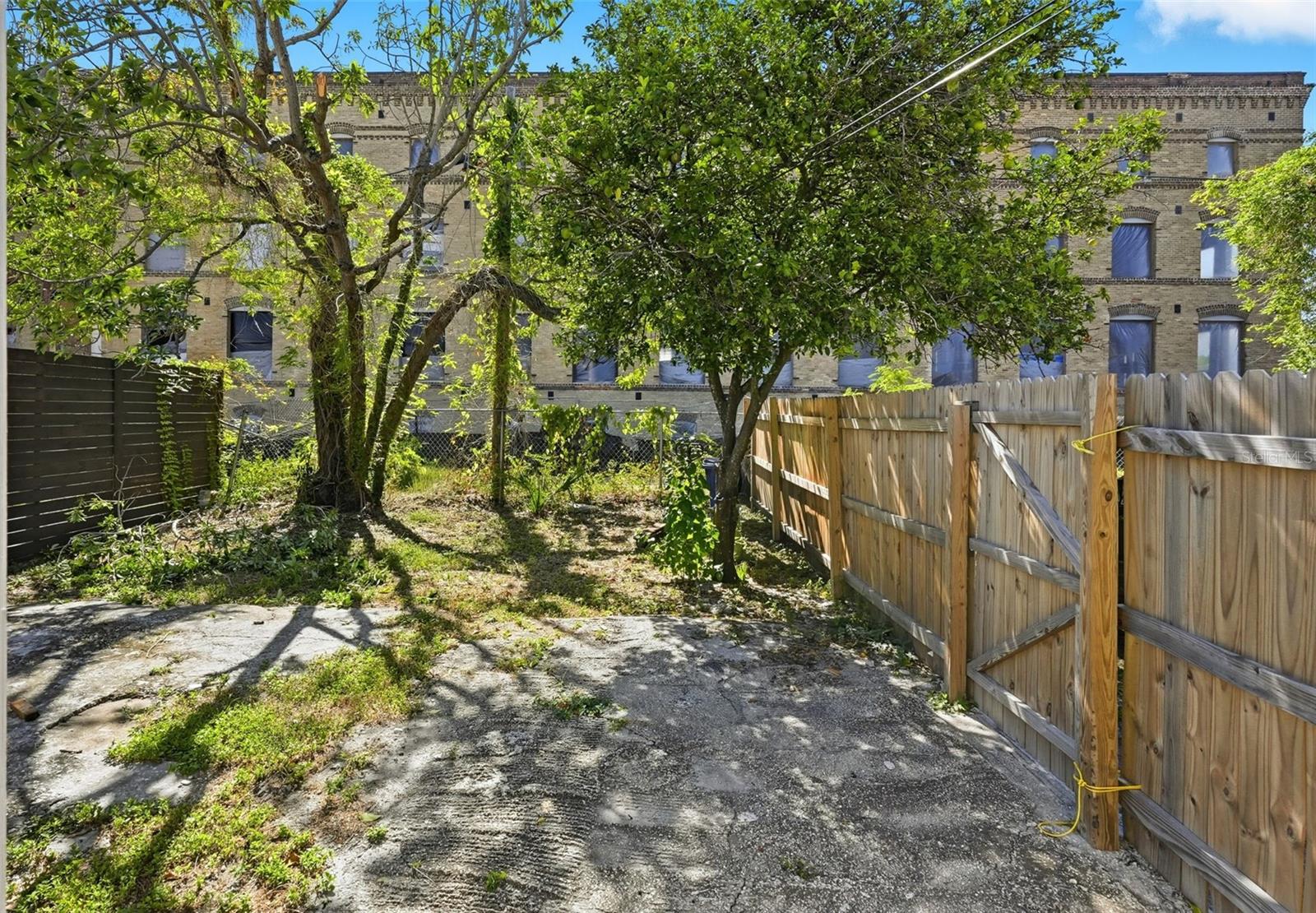 2310 W ARCH ST, TAMPA, FL, 33607