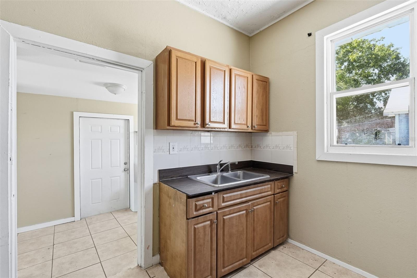 2310 W ARCH ST, TAMPA, FL, 33607