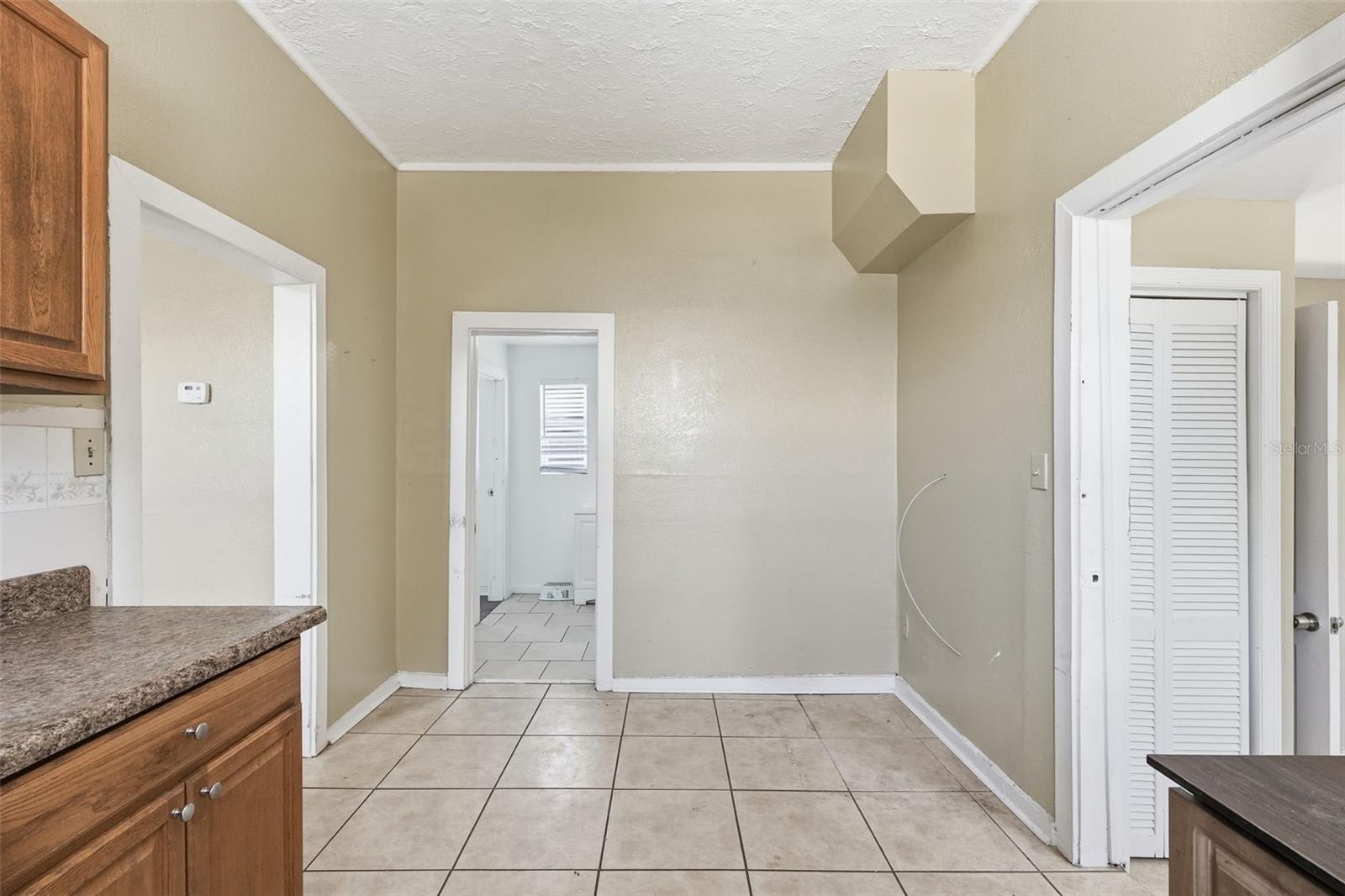 2310 W ARCH ST, TAMPA, FL, 33607