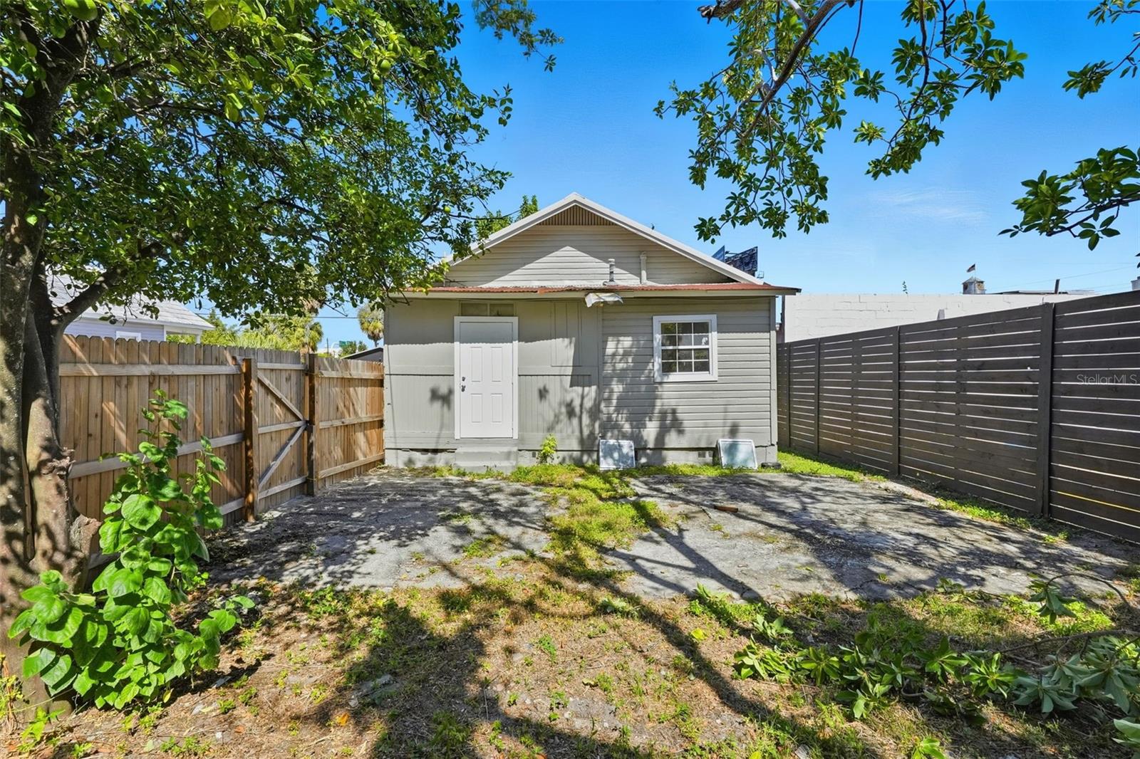 2310 W ARCH ST, TAMPA, FL, 33607