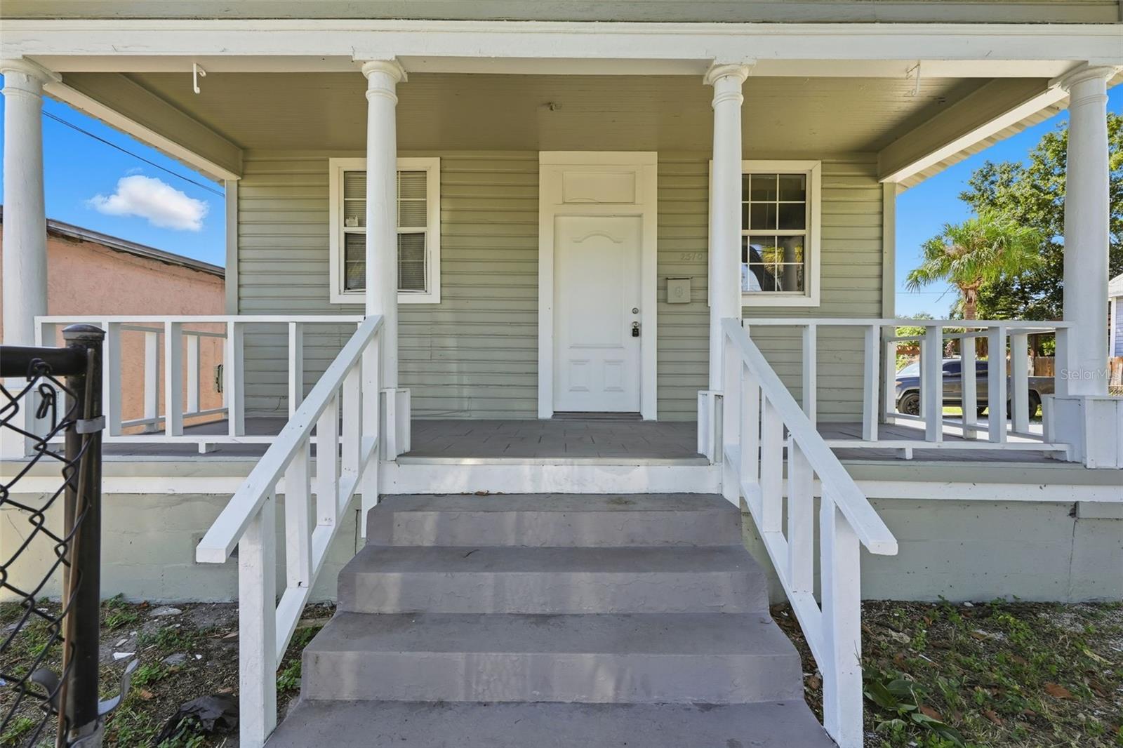 2310 W ARCH ST, TAMPA, FL, 33607