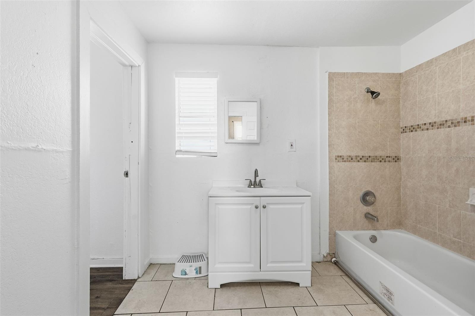 2310 W ARCH ST, TAMPA, FL, 33607