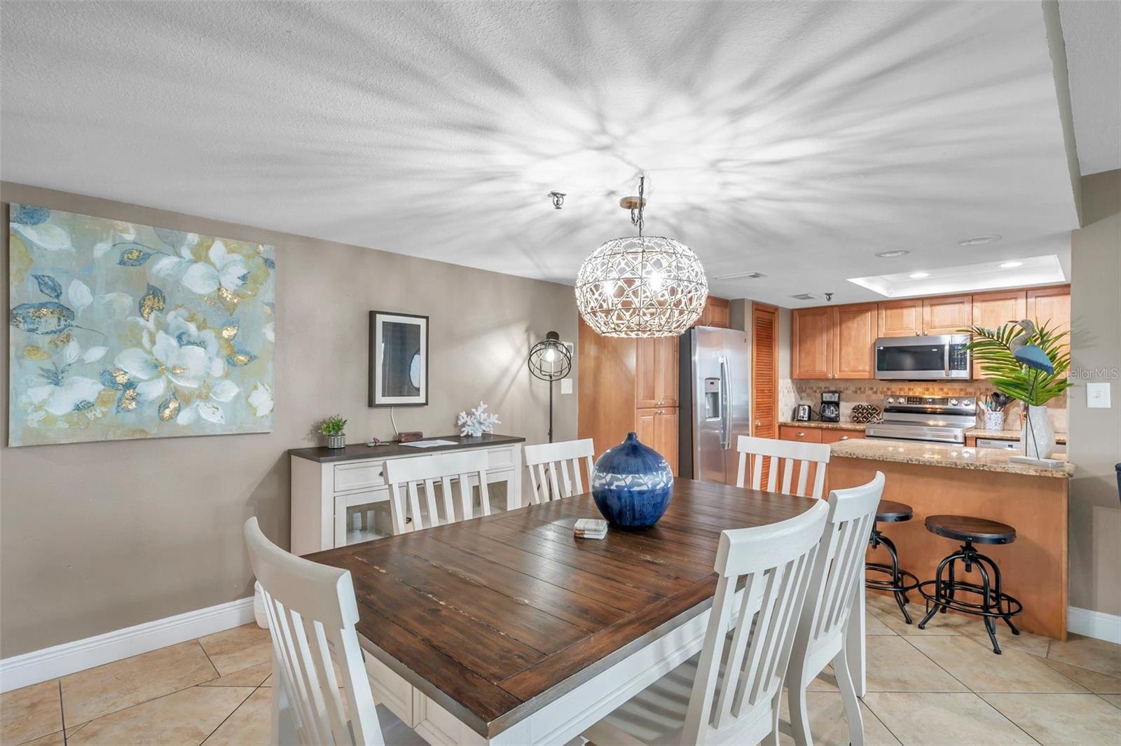 17450 GULF BLVD #306, REDINGTON SHORES, FL, 33708