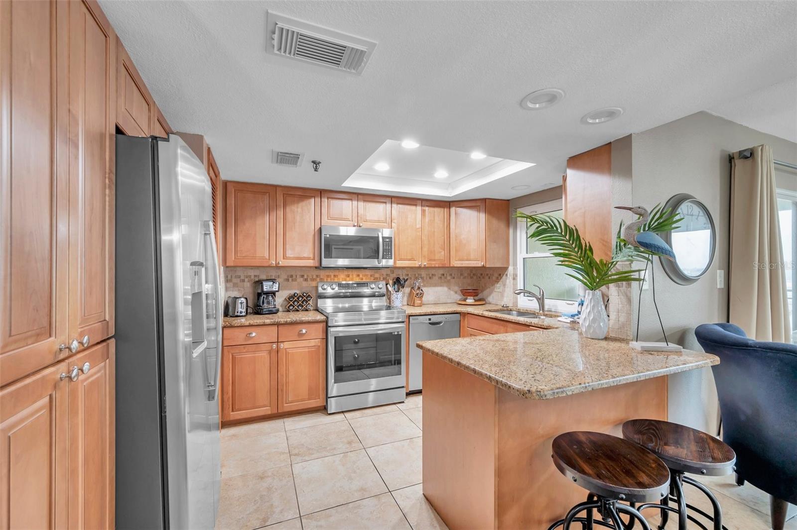 17450 GULF BLVD #306, REDINGTON SHORES, FL, 33708