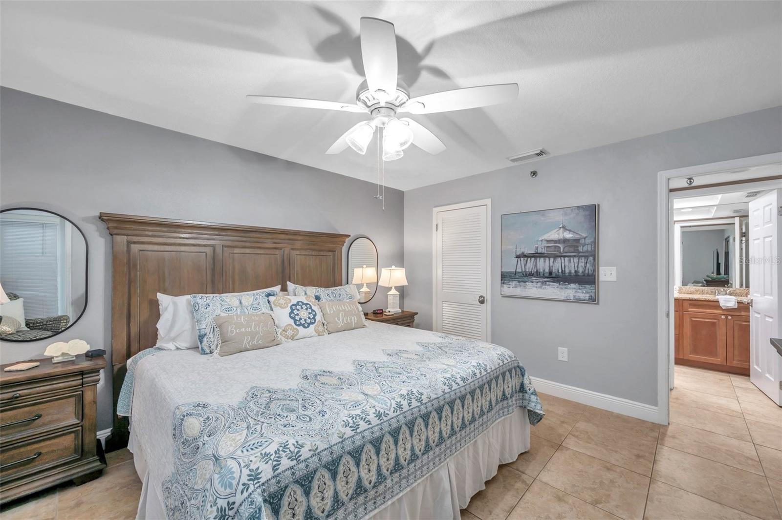 17450 GULF BLVD #306, REDINGTON SHORES, FL, 33708