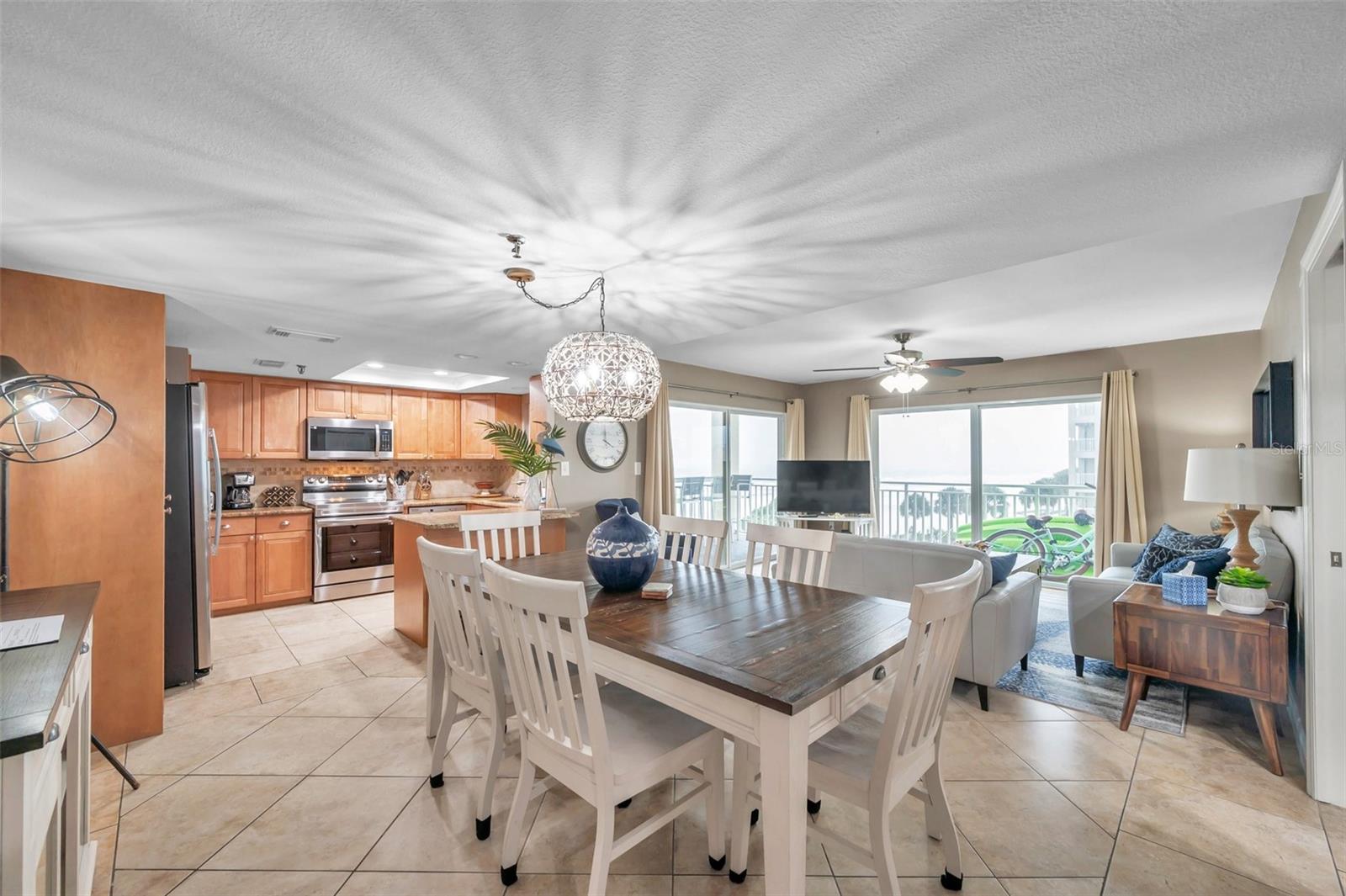 17450 GULF BLVD #306, REDINGTON SHORES, FL, 33708