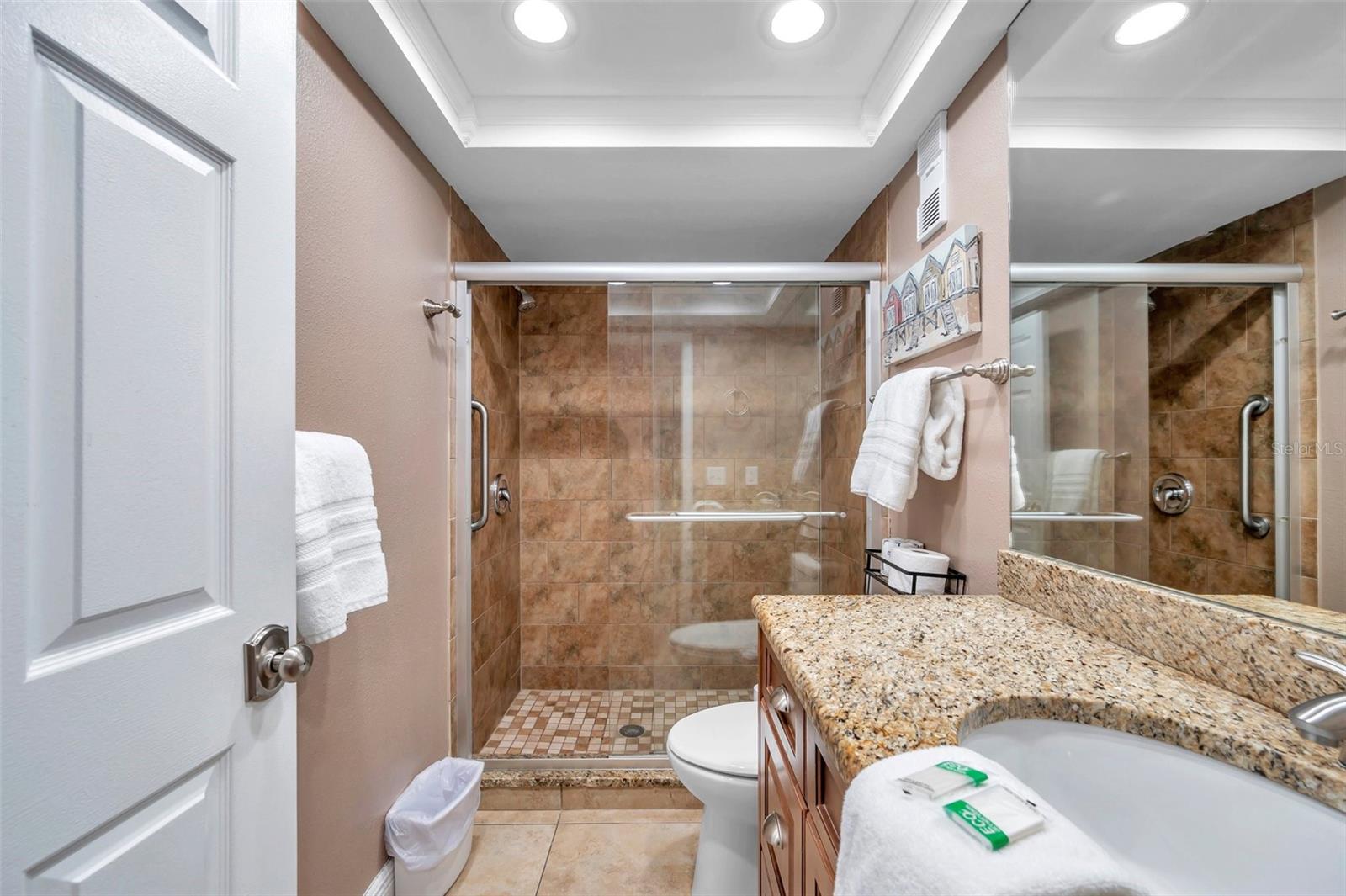 17450 GULF BLVD #306, REDINGTON SHORES, FL, 33708