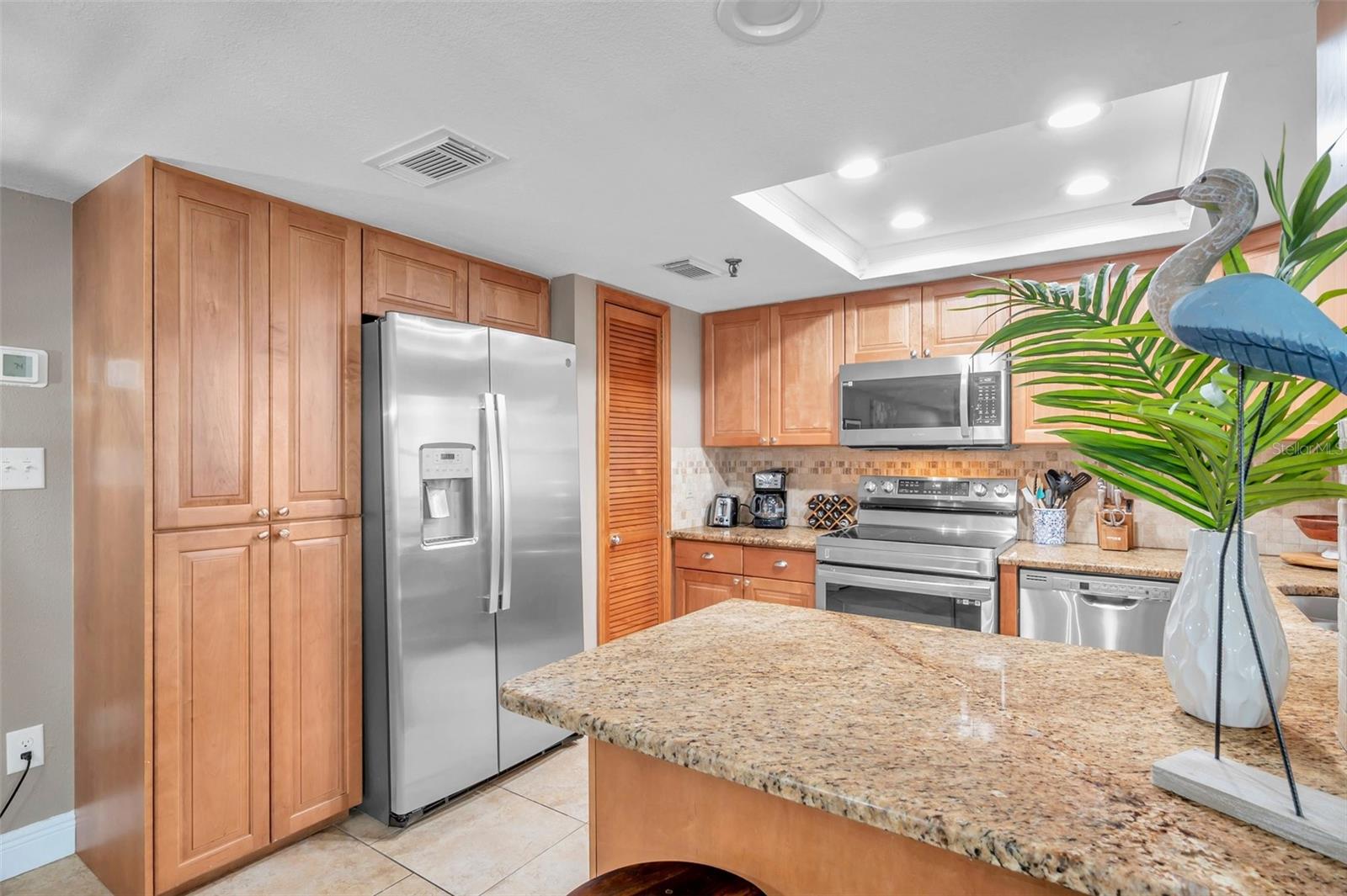 17450 GULF BLVD #306, REDINGTON SHORES, FL, 33708