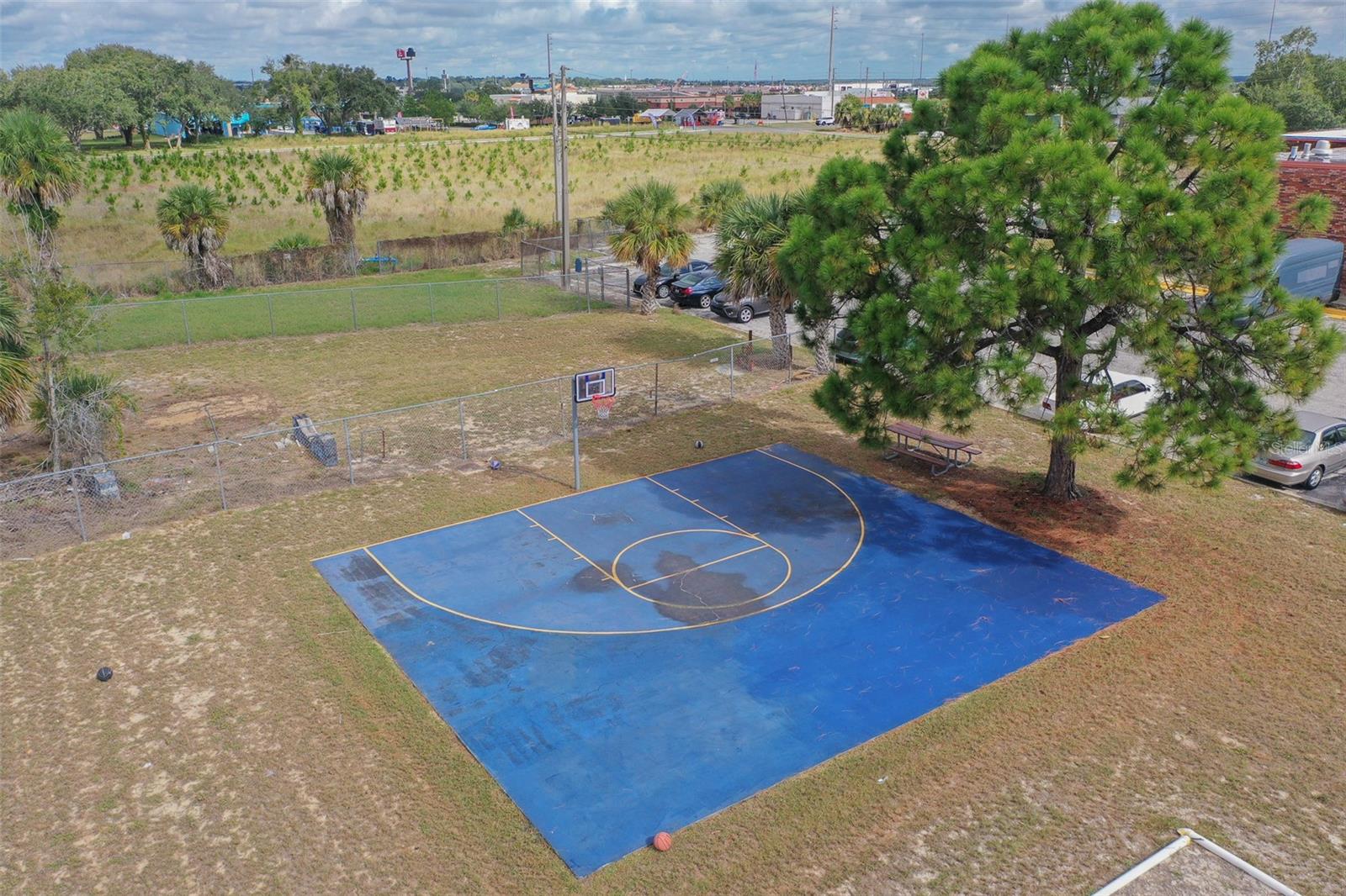 P4936731 Property Photo