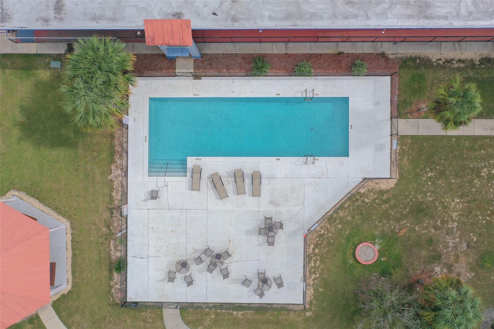 P4936731 Property Photo