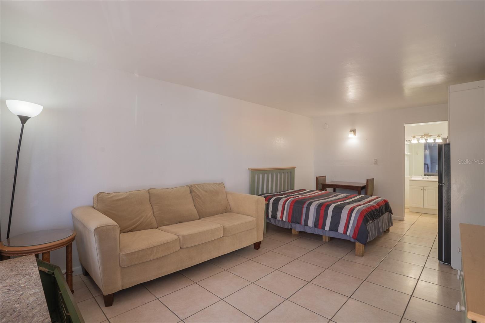 P4936731 Property Photo