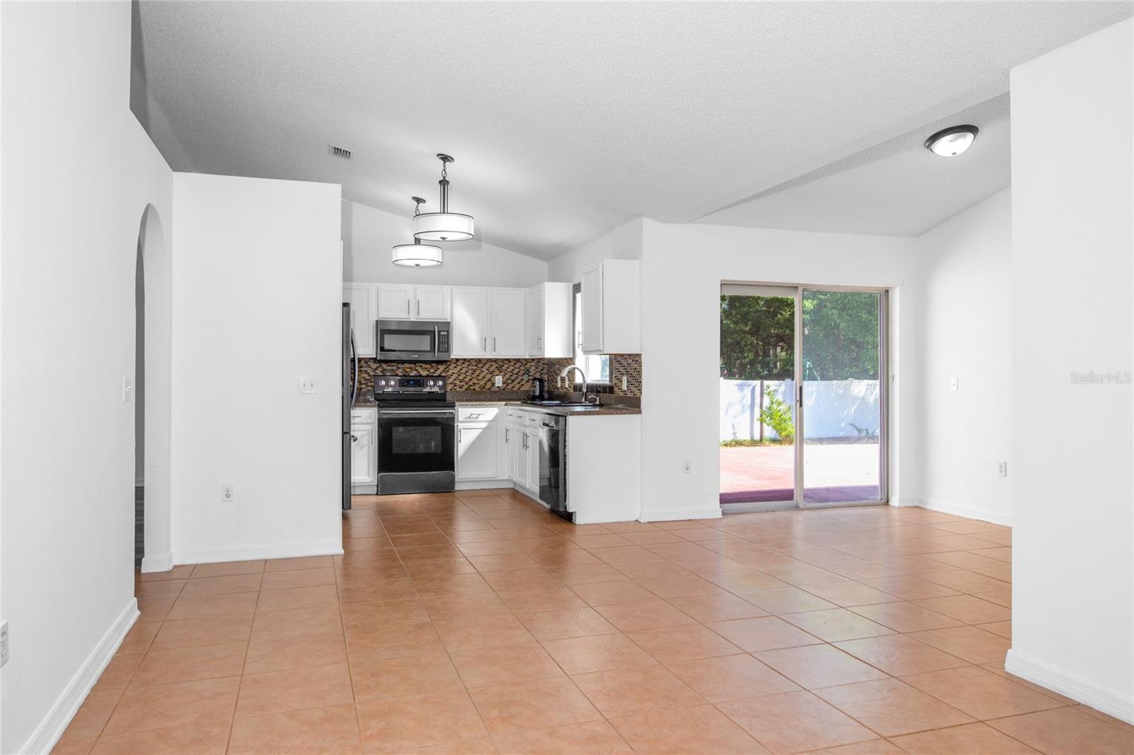 1552 DELTONA BLVD, SPRING HILL, FL, 34606