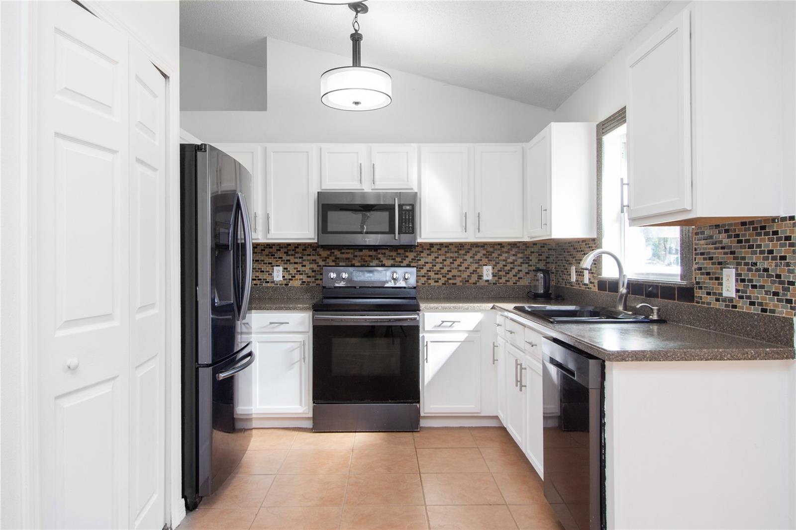 1552 DELTONA BLVD, SPRING HILL, FL, 34606