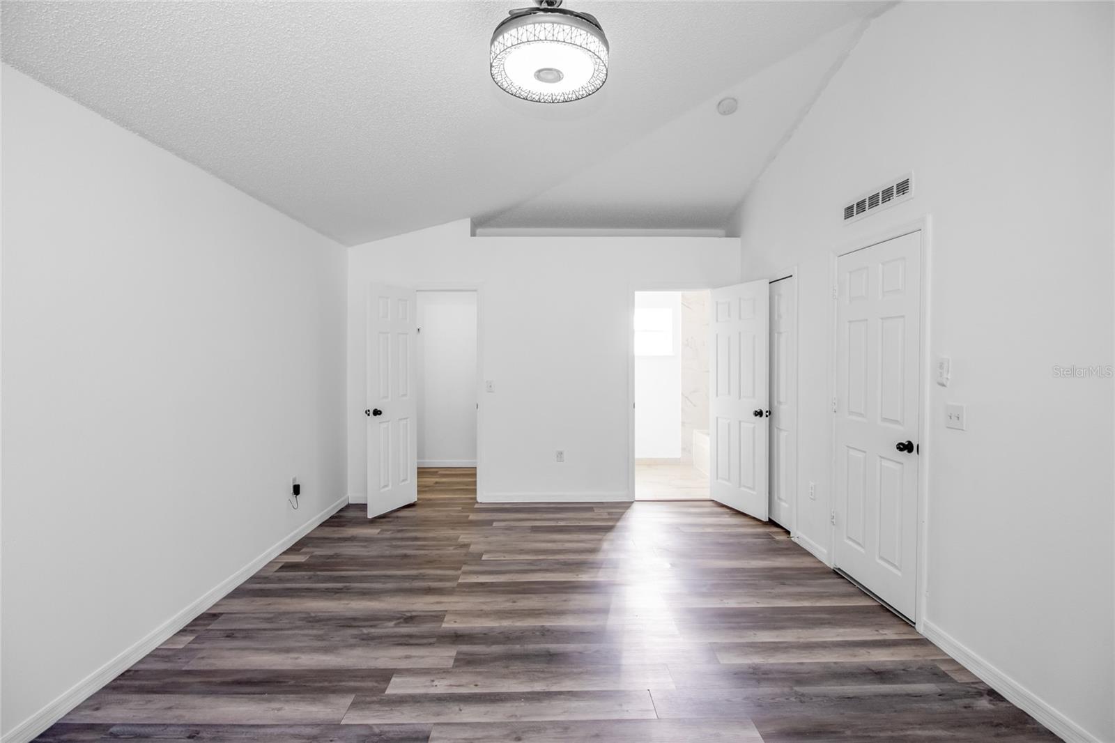 1552 DELTONA BLVD, SPRING HILL, FL, 34606