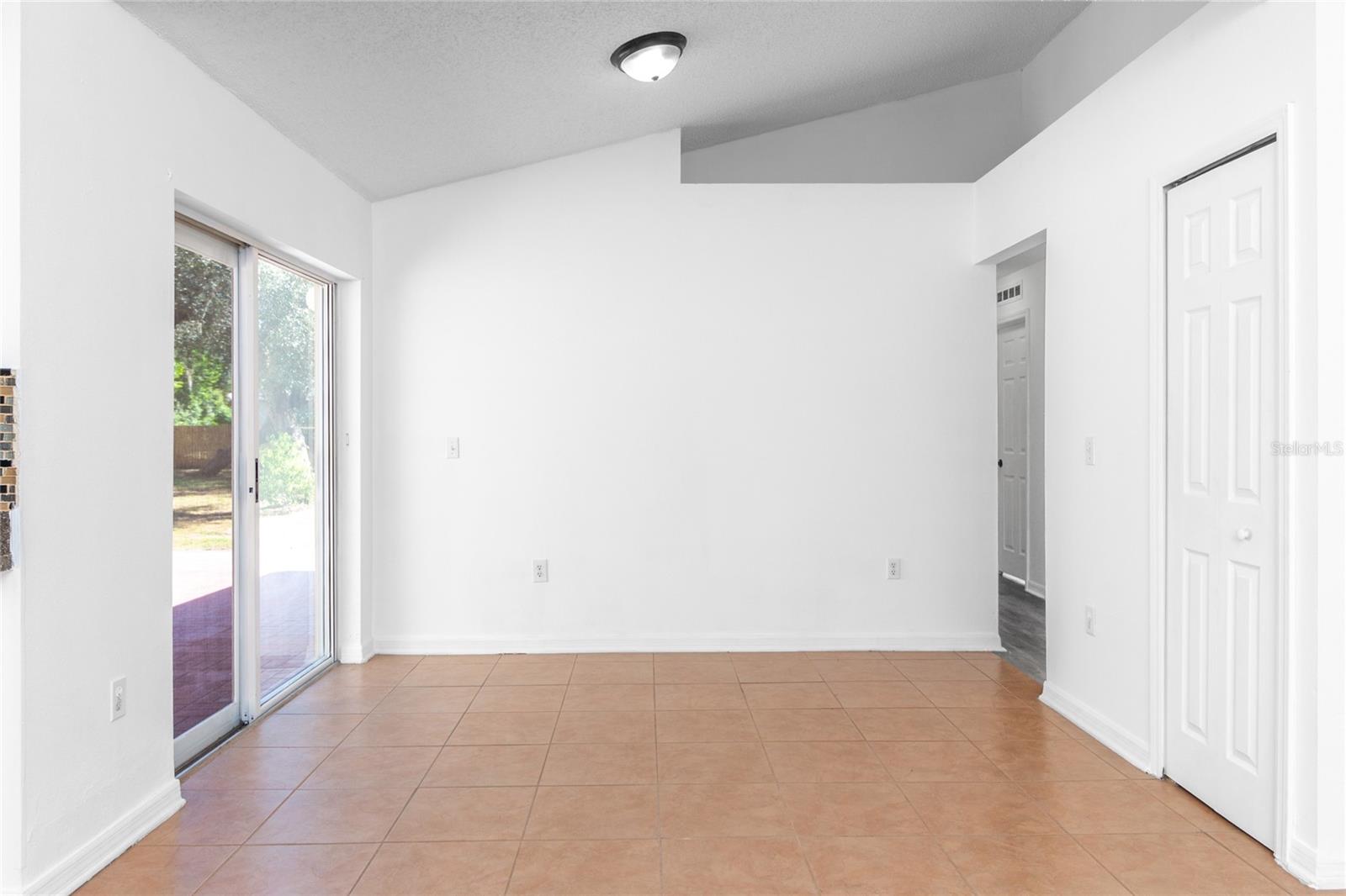 1552 DELTONA BLVD, SPRING HILL, FL, 34606