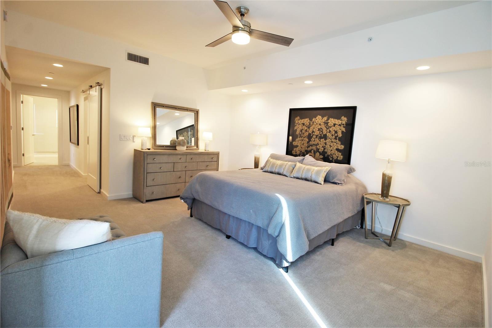 920 N OSCEOLA AVE #409, CLEARWATER, FL, 33755