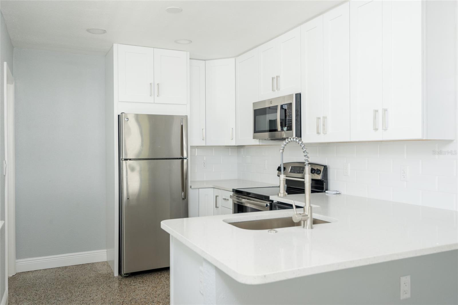 13248 4TH ST E, MADEIRA BEACH, FL, 33708