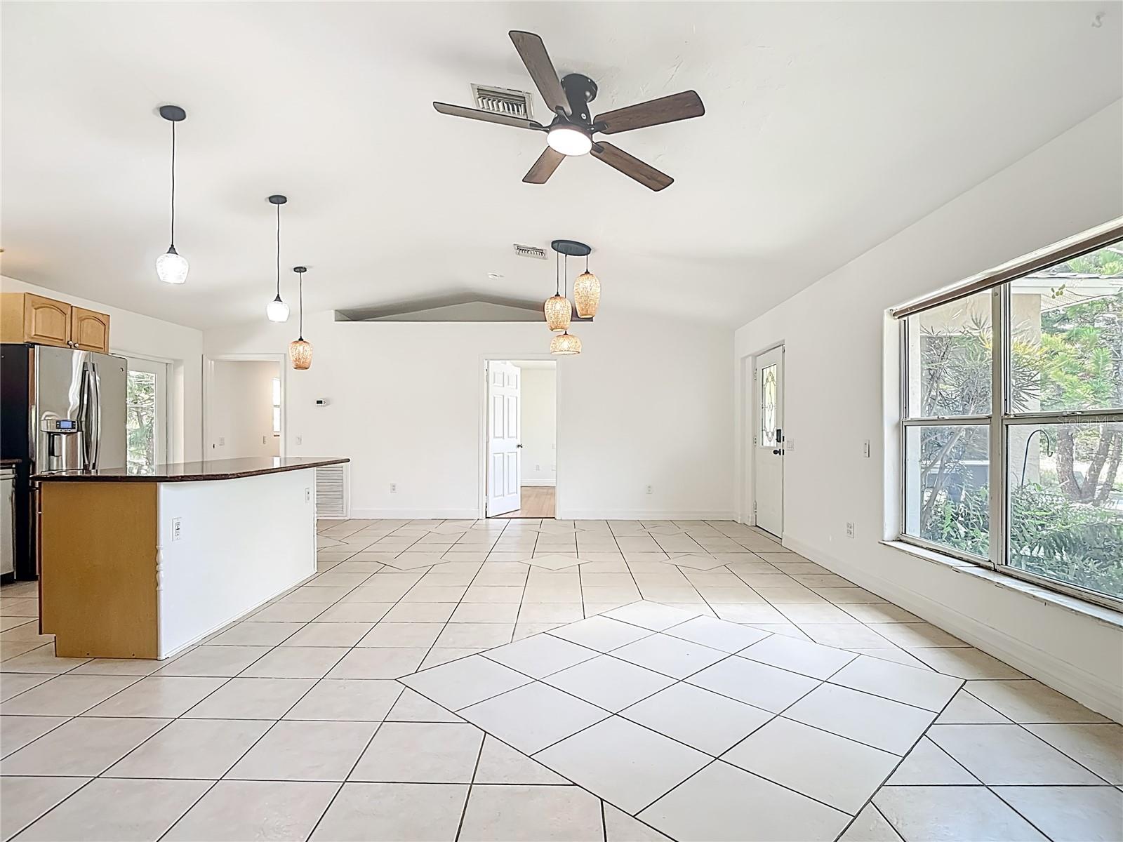 814 LINCOLN AVE, LEHIGH ACRES, FL, 33972