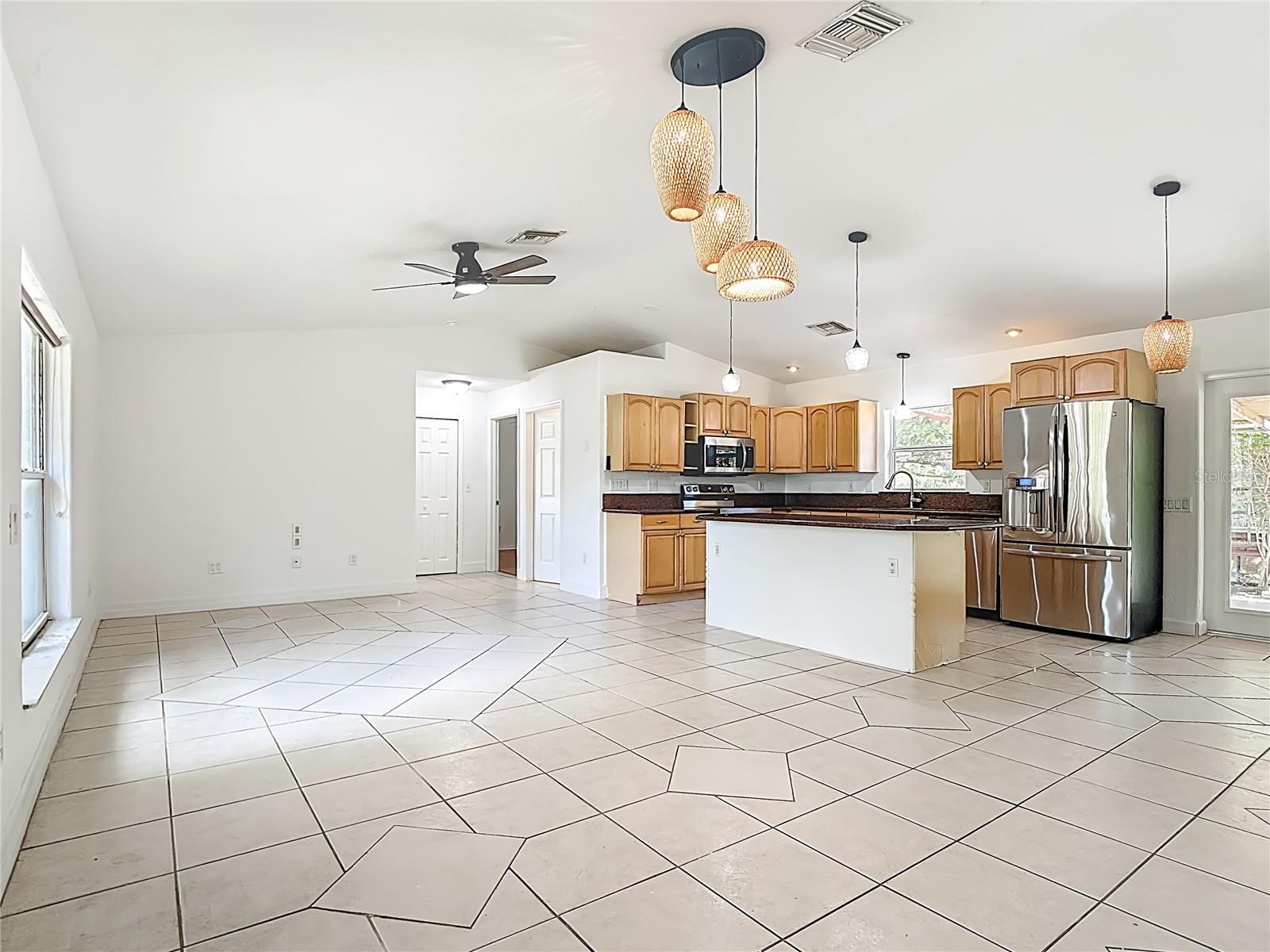 814 LINCOLN AVE, LEHIGH ACRES, FL, 33972