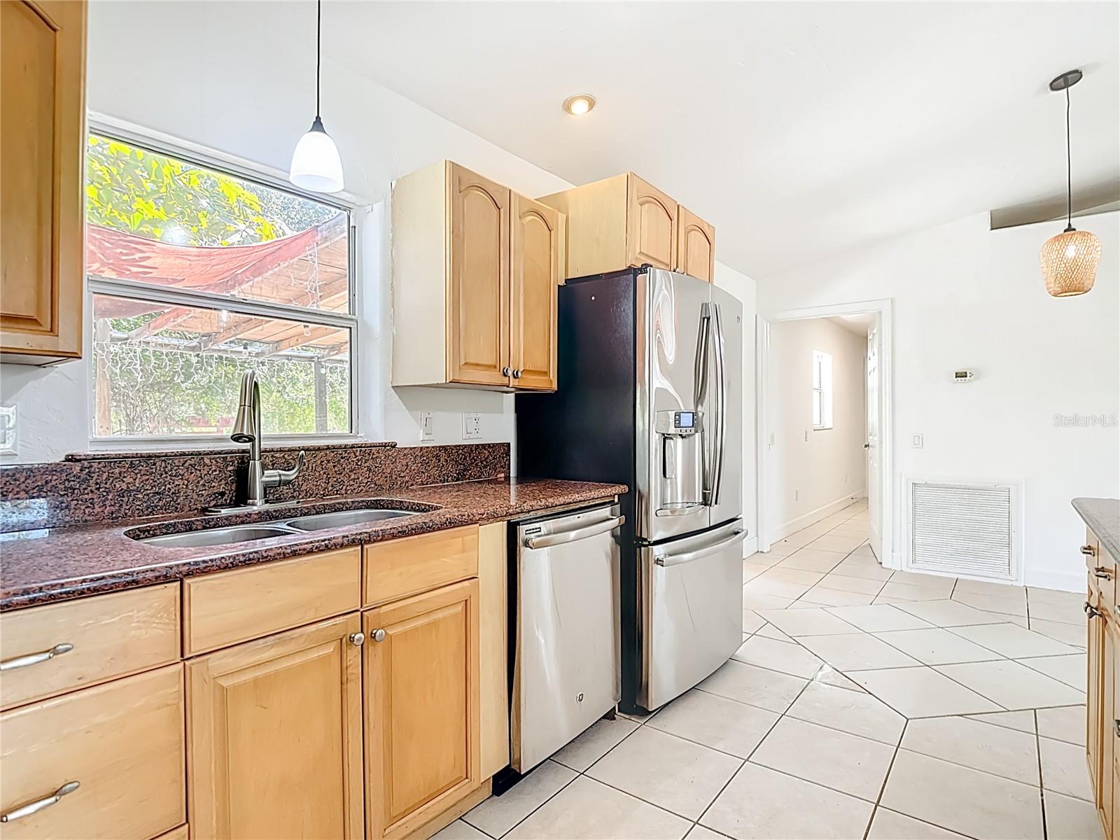 814 LINCOLN AVE, LEHIGH ACRES, FL, 33972