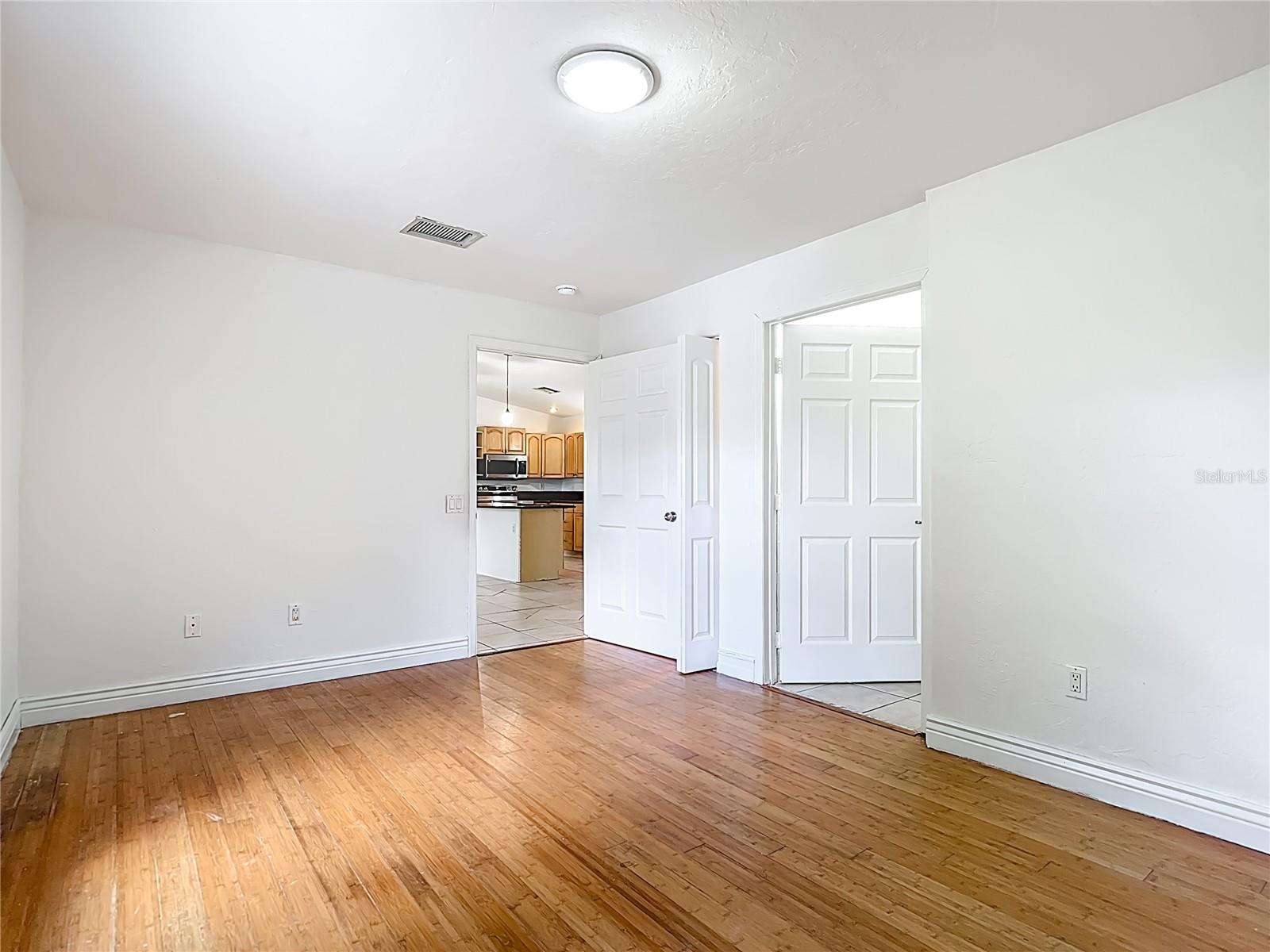 814 LINCOLN AVE, LEHIGH ACRES, FL, 33972