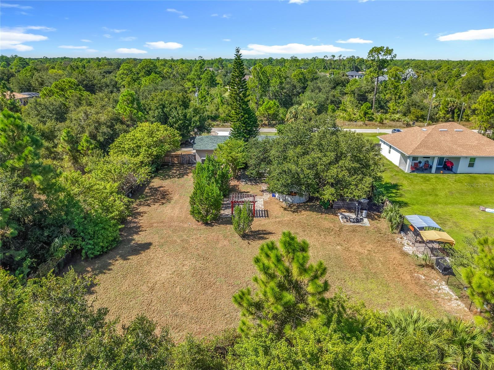 814 LINCOLN AVE, LEHIGH ACRES, FL, 33972