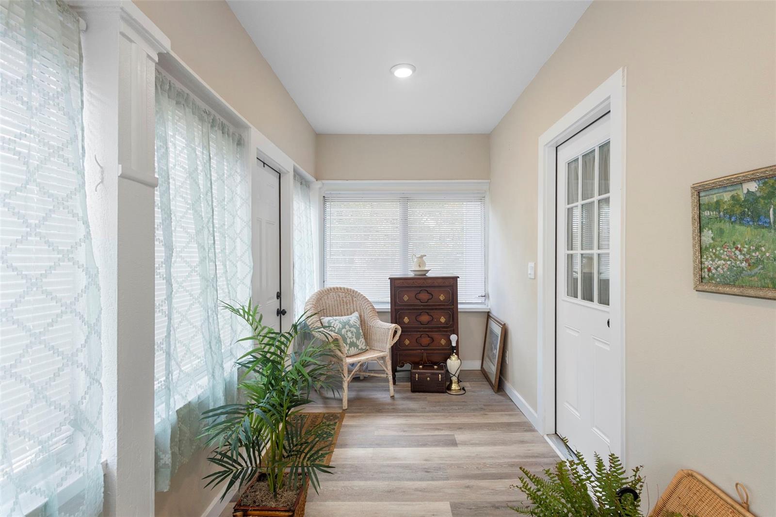 135 S ARLINGTON AVE, DELAND, FL, 32724