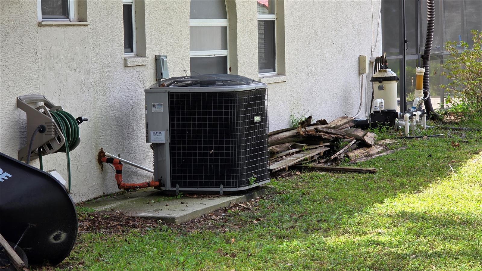 24195 LANDING DR, LUTZ, FL, 33559