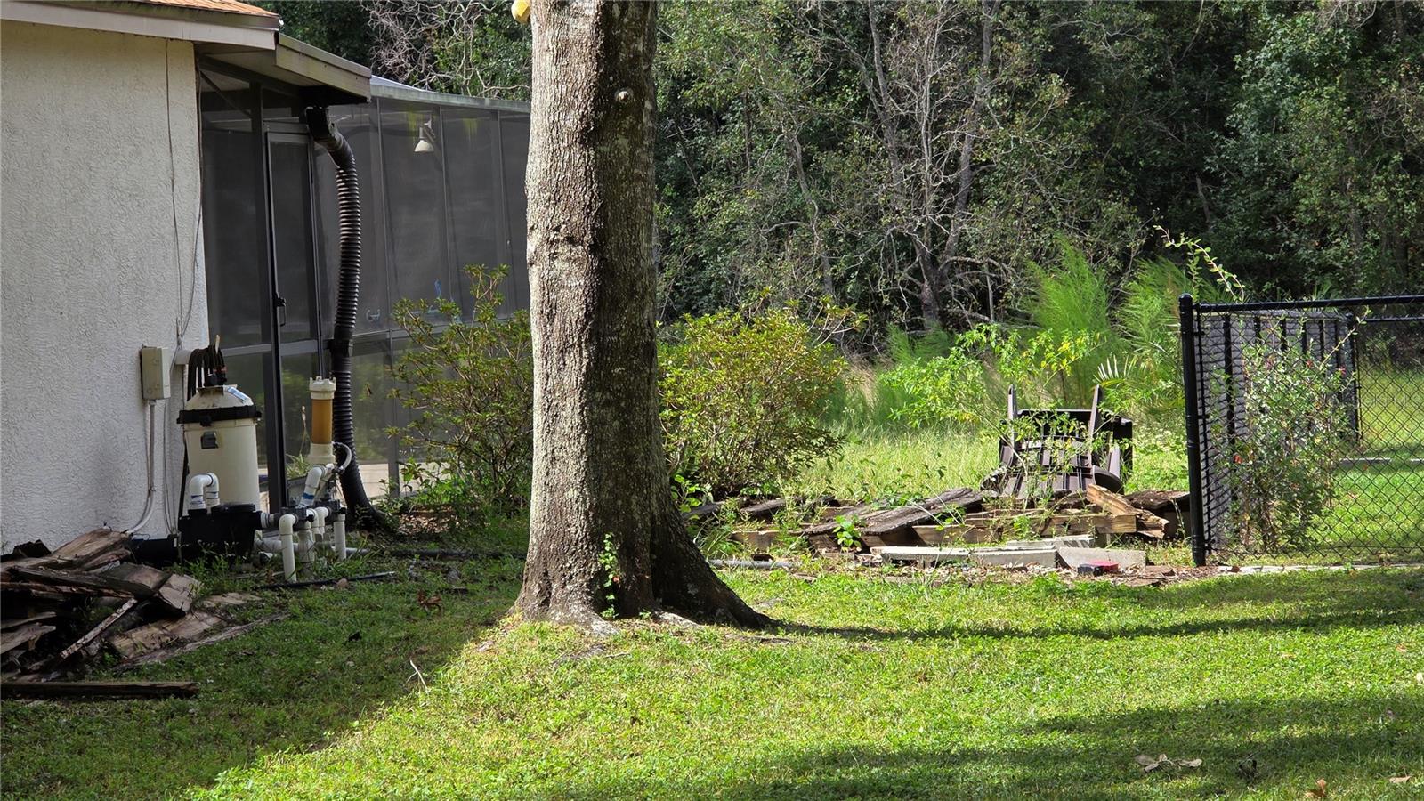 24195 LANDING DR, LUTZ, FL, 33559