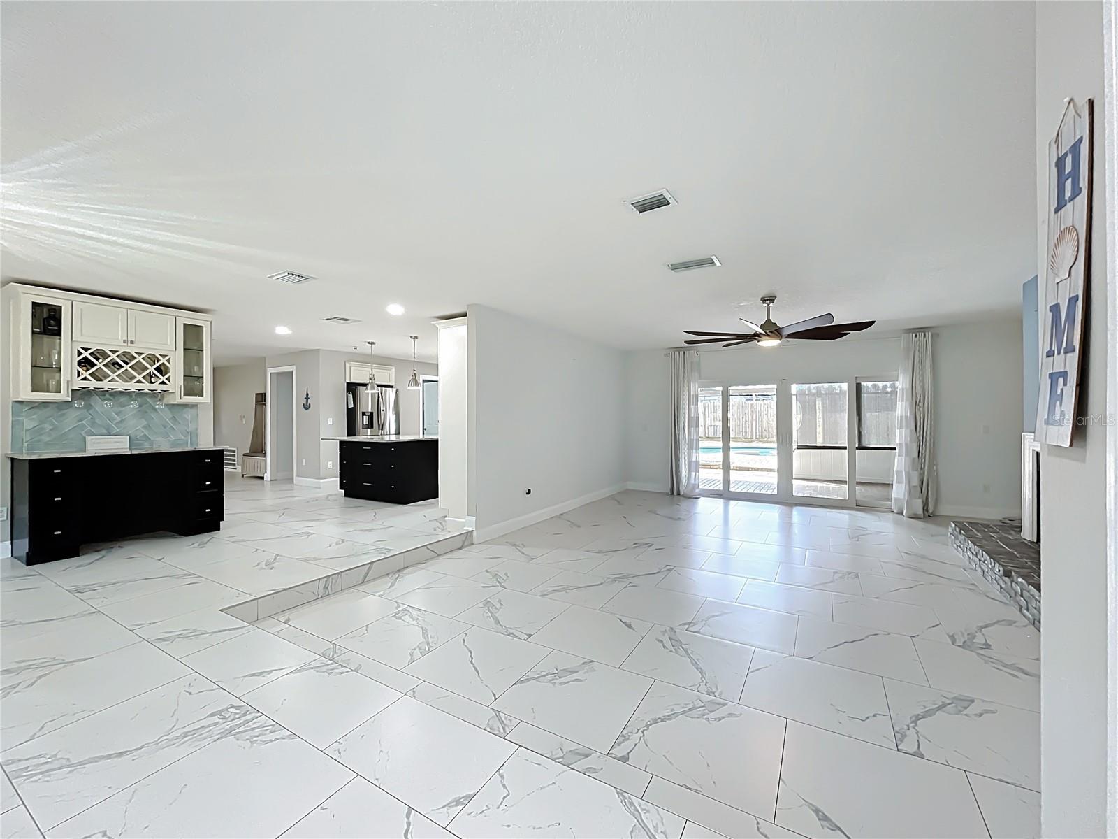 6220 MOUNT PLYMOUTH RD, APOPKA, FL, 32712