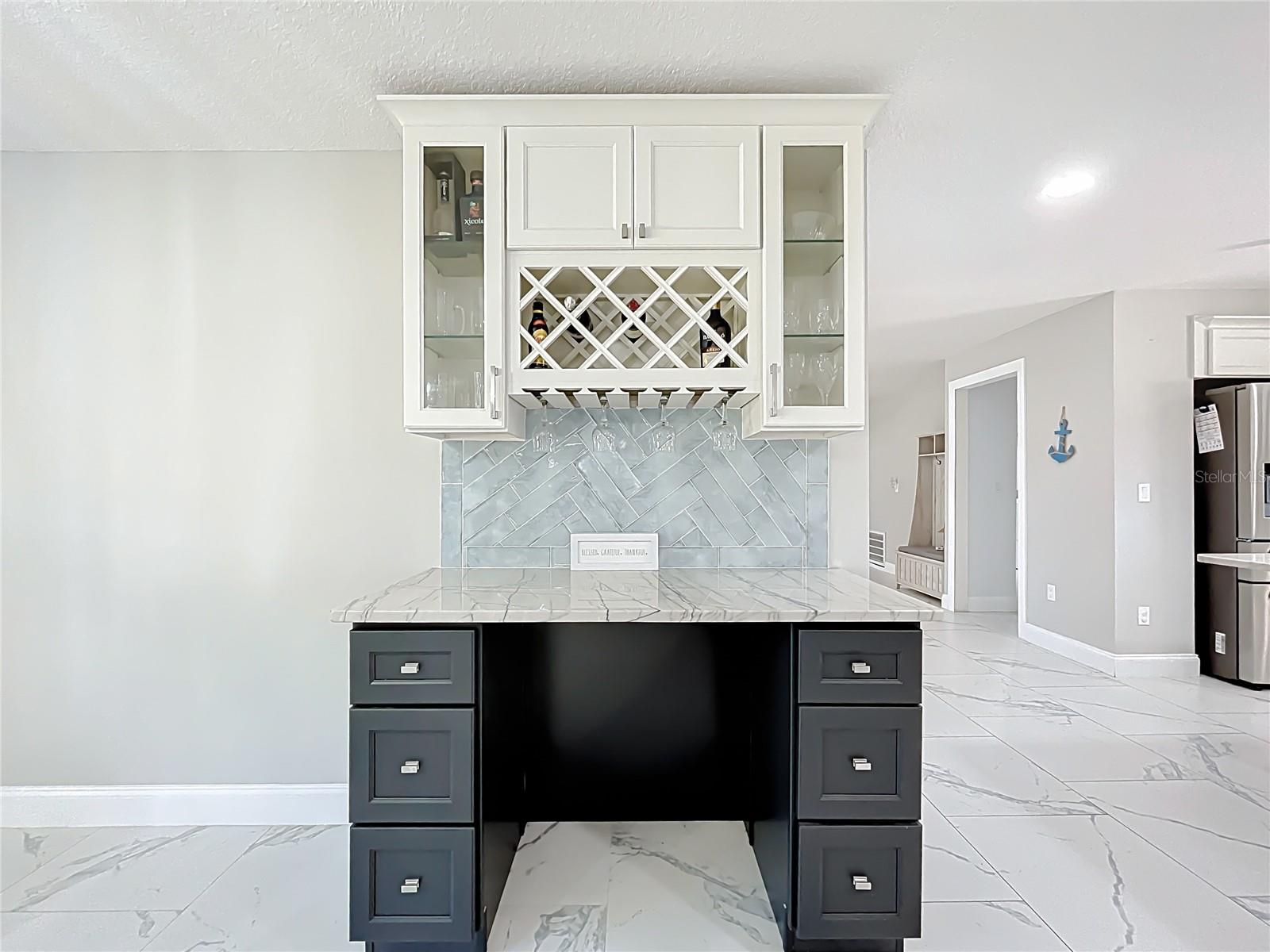 6220 MOUNT PLYMOUTH RD, APOPKA, FL, 32712