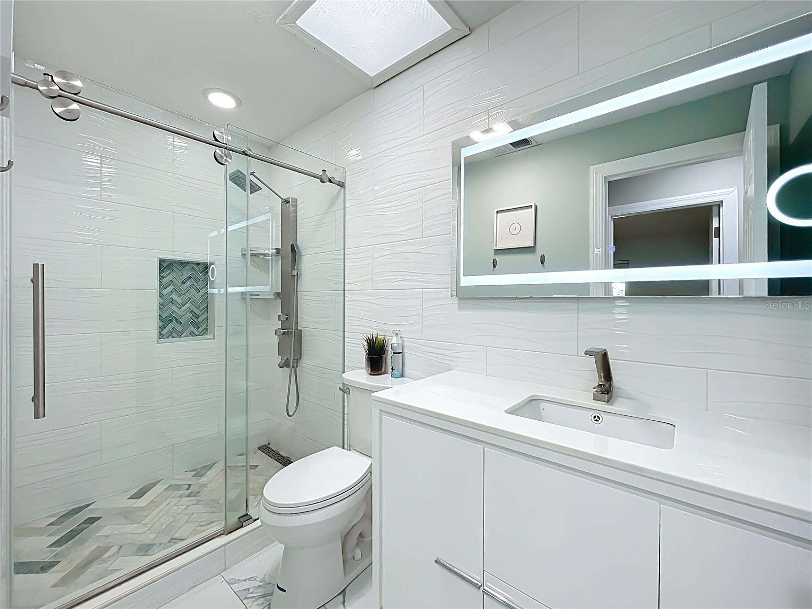 6220 MOUNT PLYMOUTH RD, APOPKA, FL, 32712