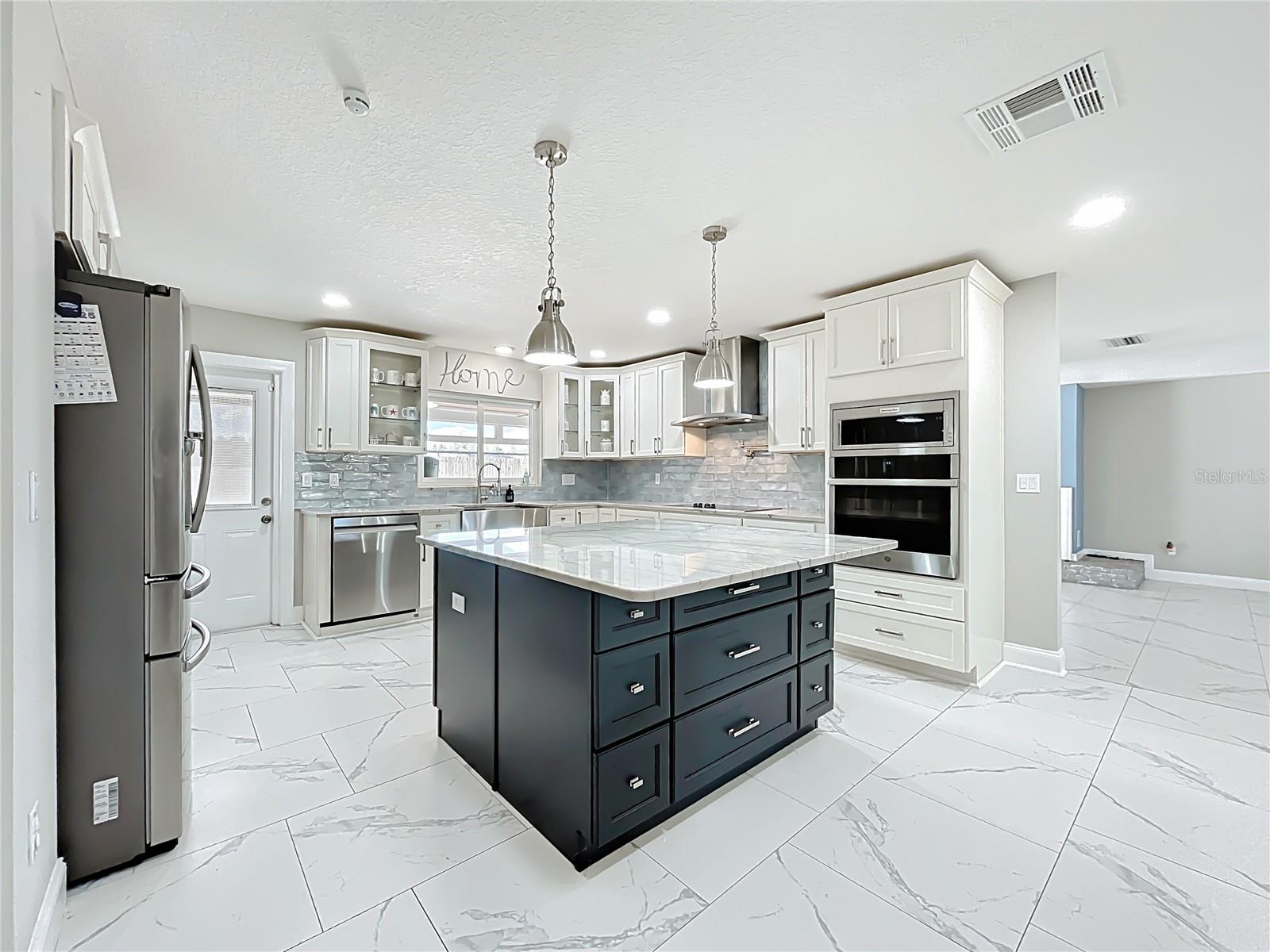 6220 MOUNT PLYMOUTH RD, APOPKA, FL, 32712