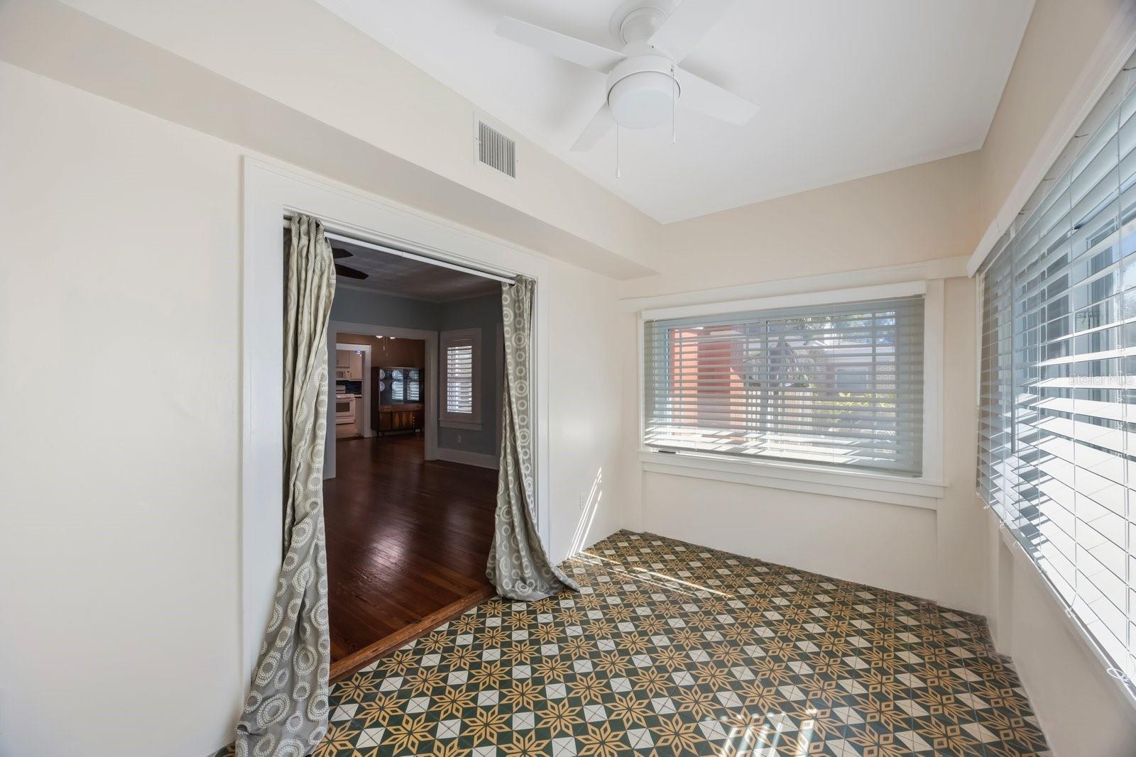 2709 1ST AVE S, ST PETERSBURG, FL, 33712