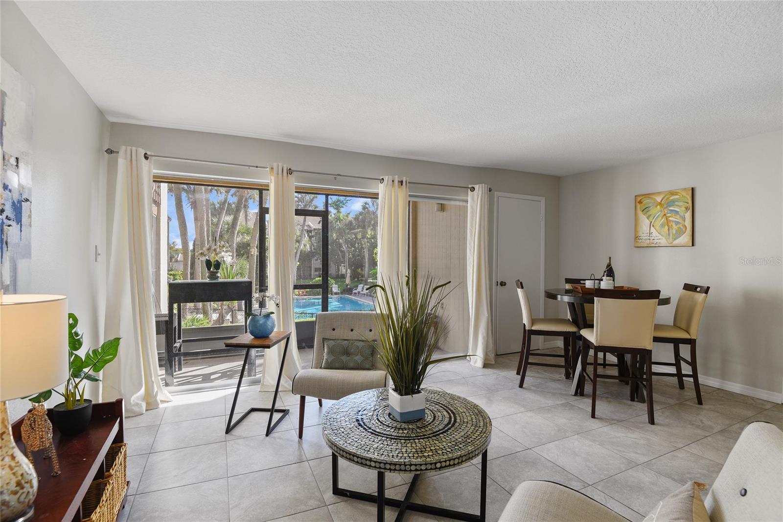 O6353665 Property Photo