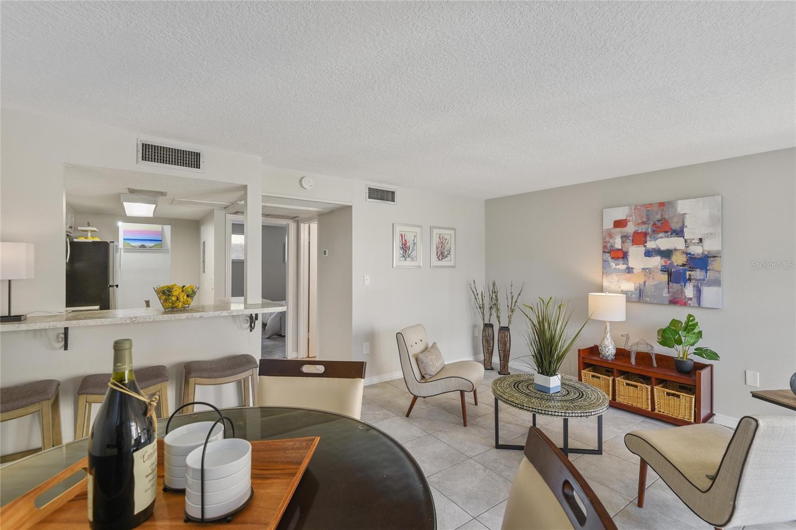 O6353665 Property Photo