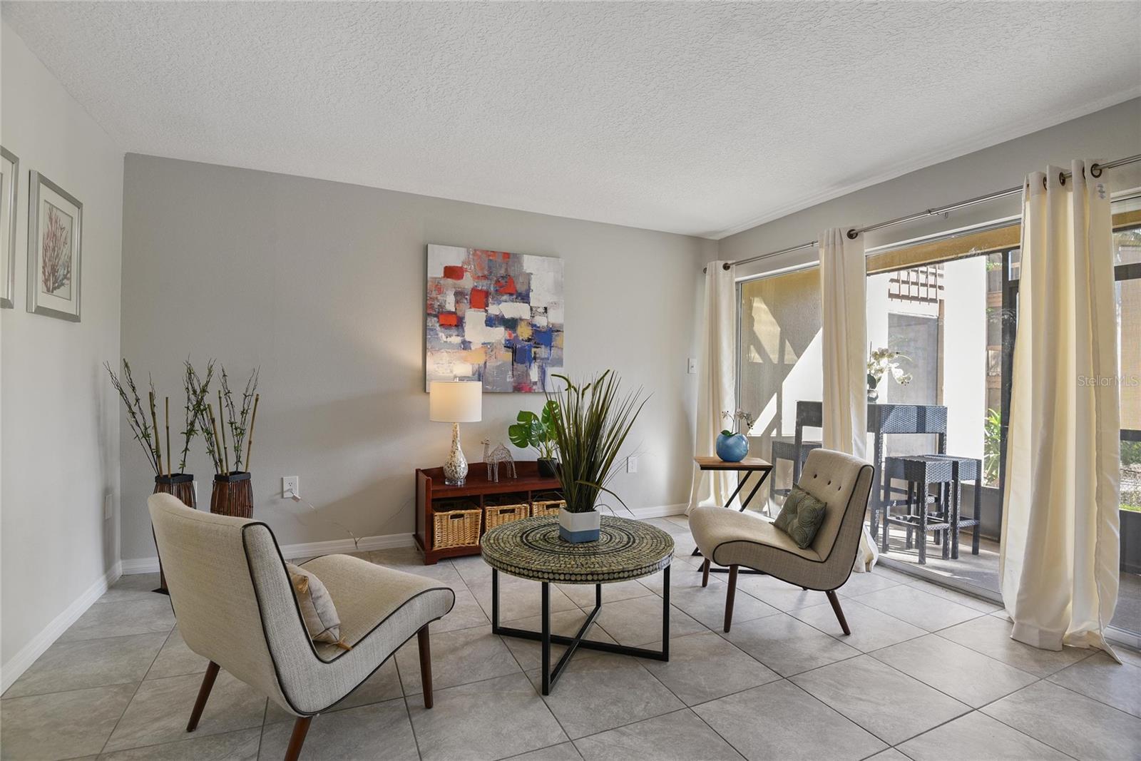 O6353665 Property Photo