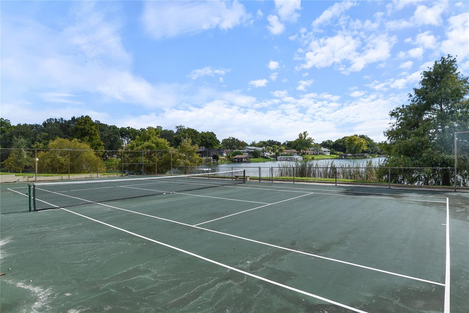 O6353665 Property Photo