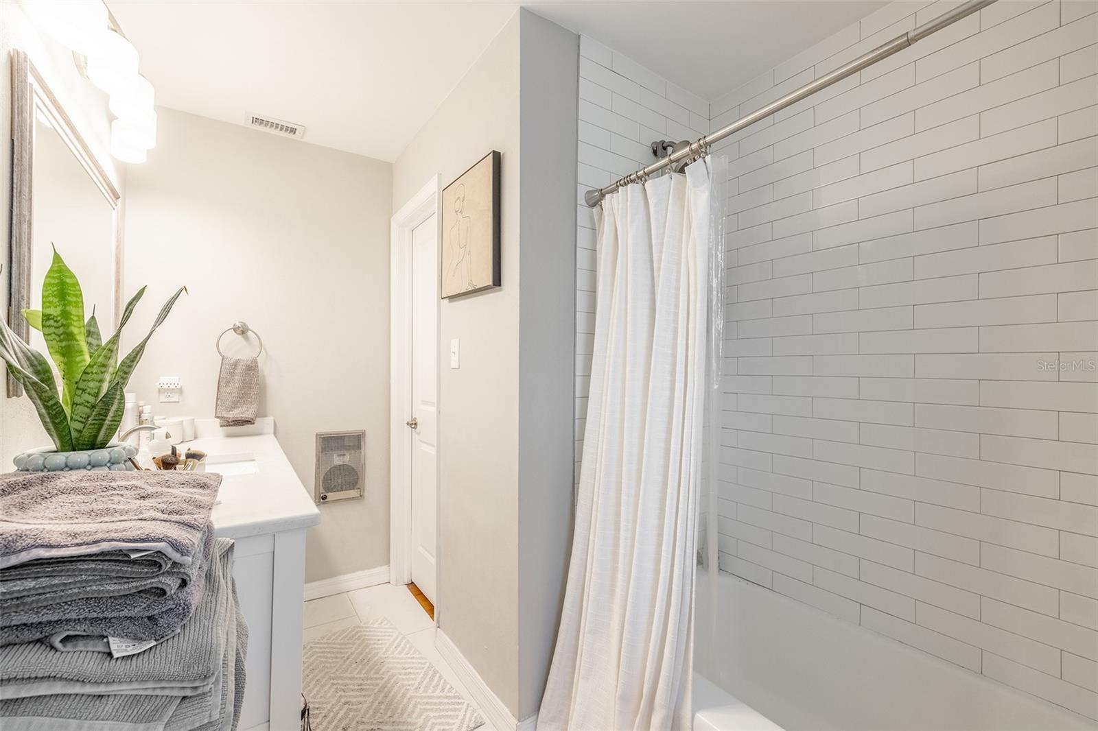 4605 S COOPER PL, TAMPA, FL, 33611