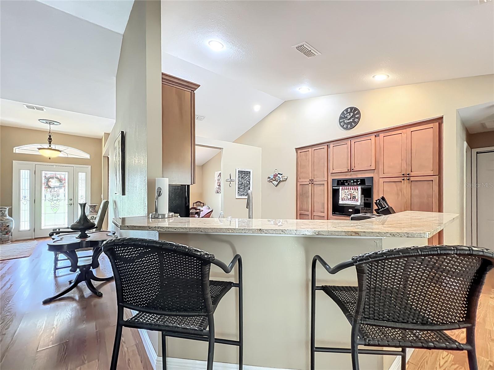 O6353666 Property Photo