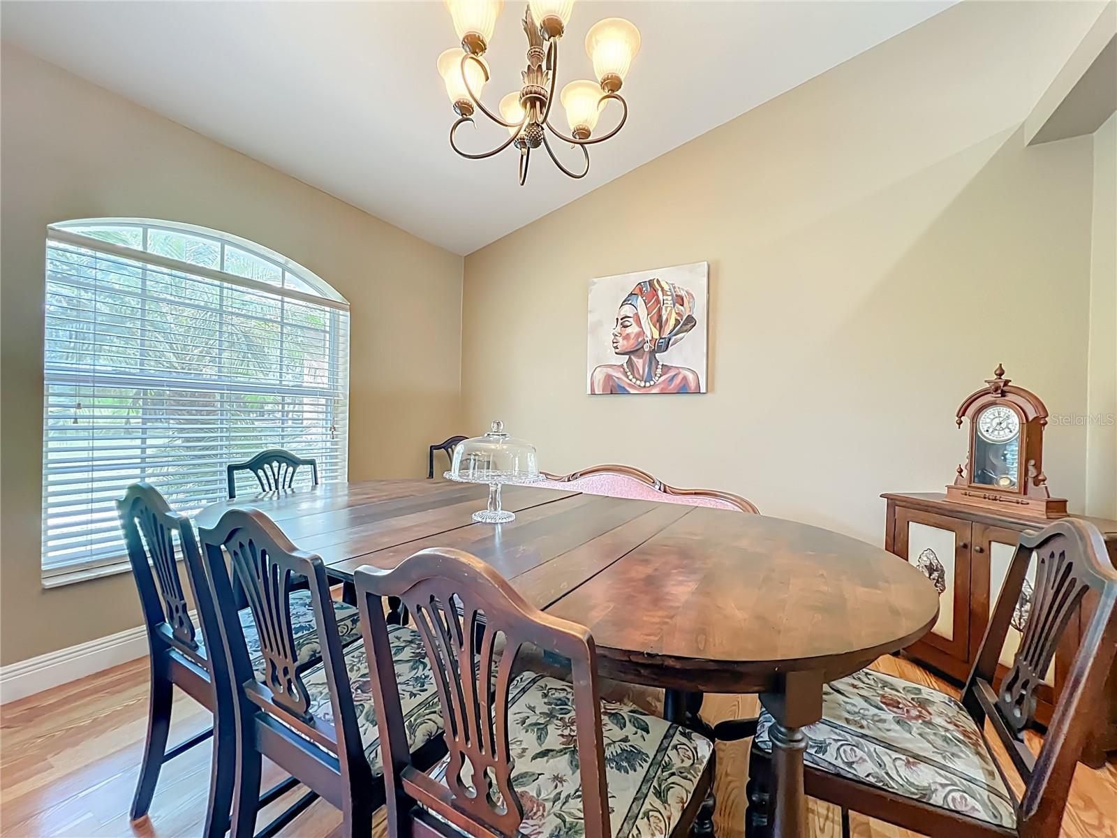 O6353666 Property Photo