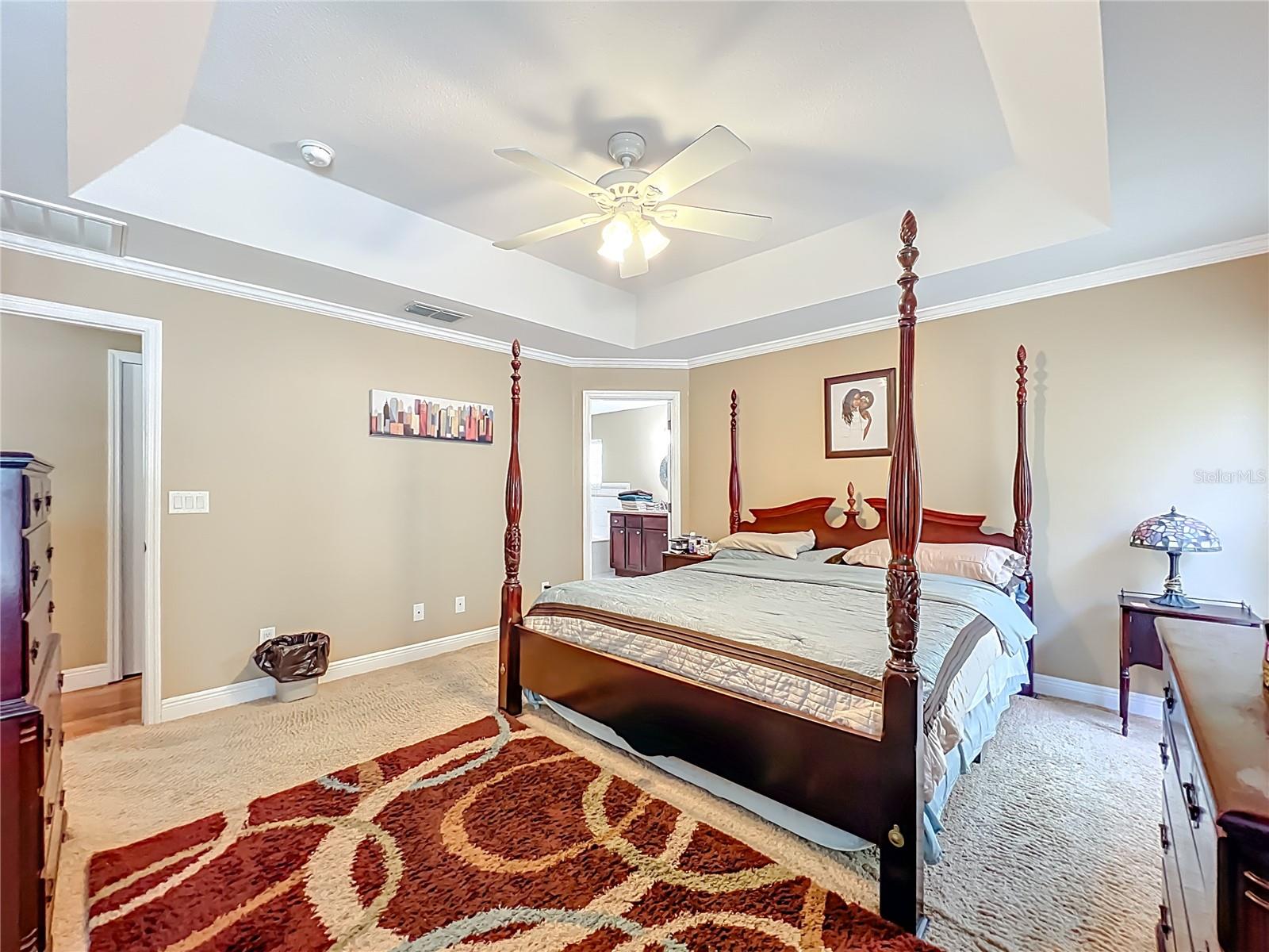 O6353666 Property Photo