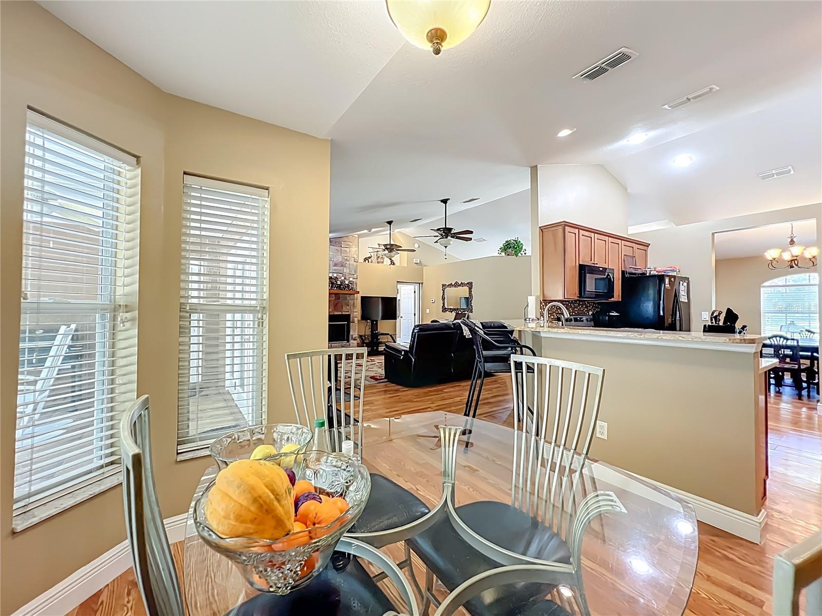 O6353666 Property Photo