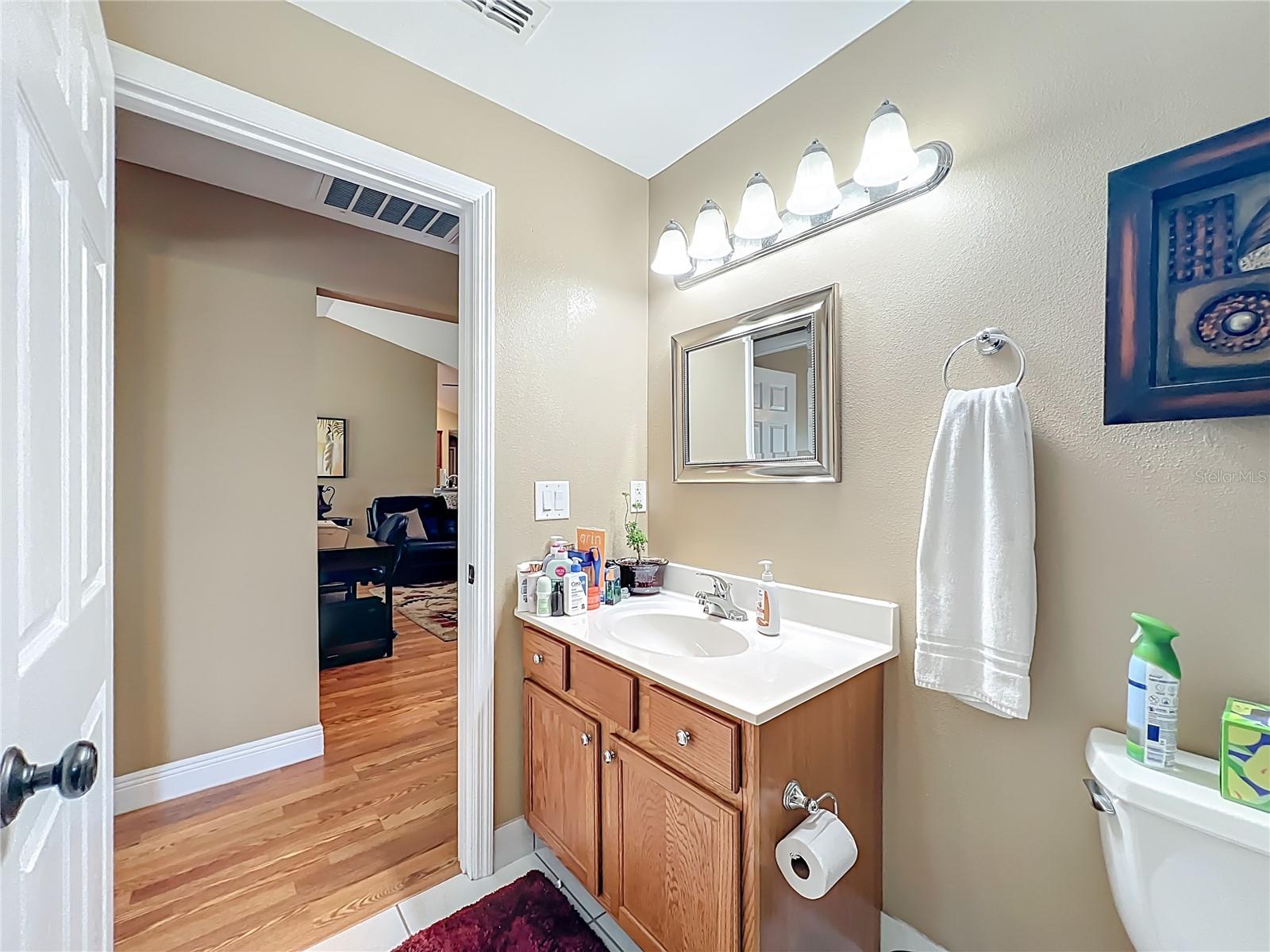 O6353666 Property Photo