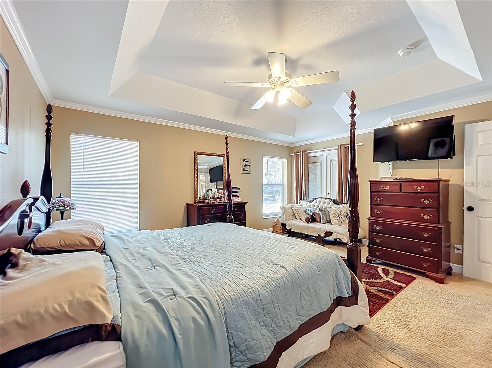 O6353666 Property Photo