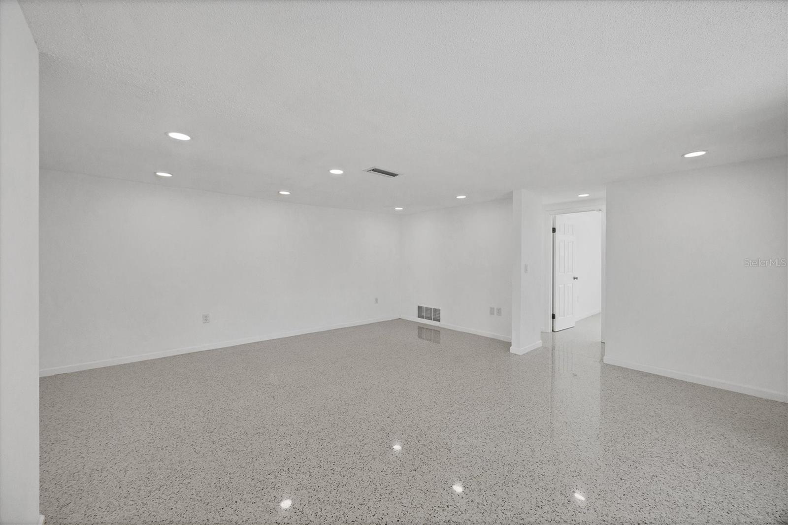 6711 S LOCKWOOD RIDGE RD, SARASOTA, FL, 34231